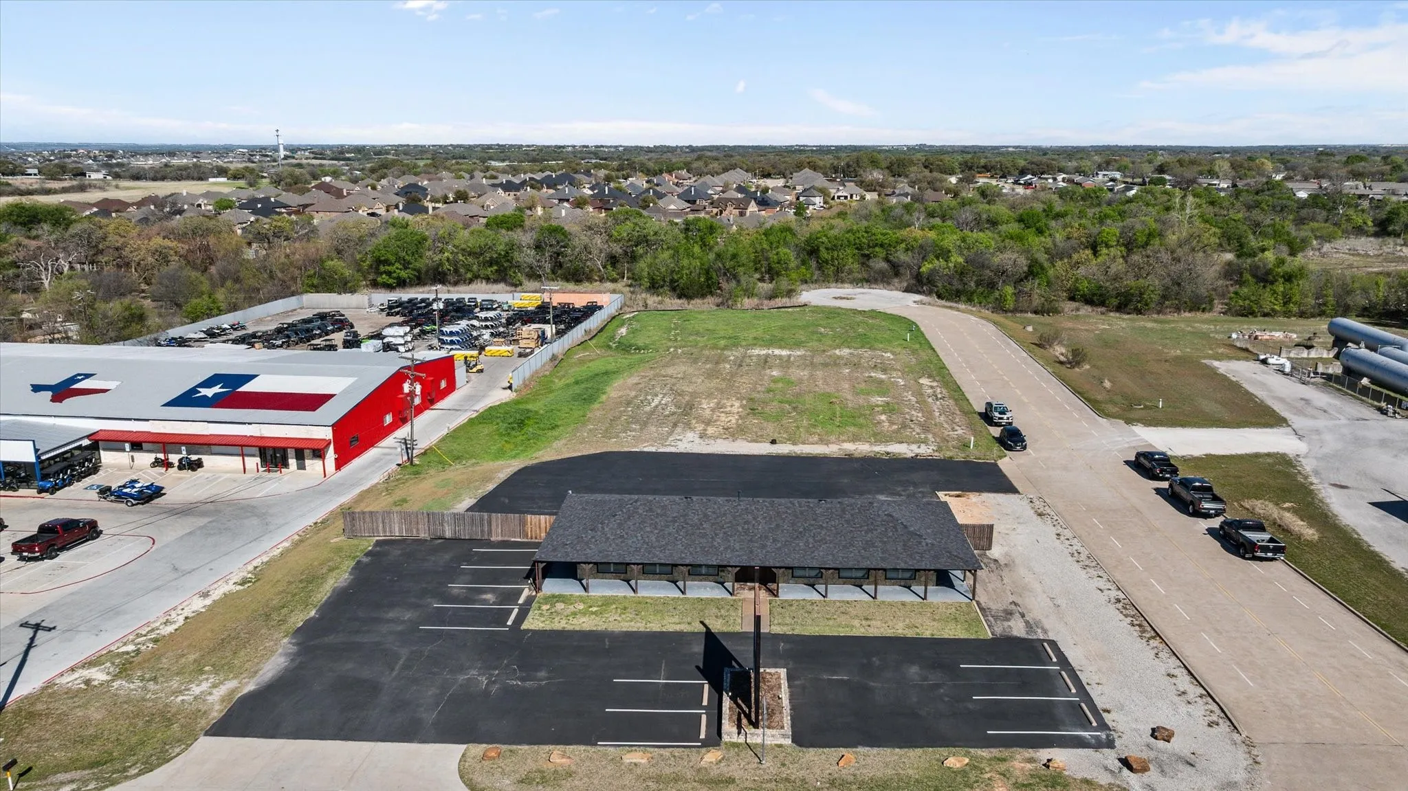 Industrial For Sale in Hood County , 4400 E Highway 377, Granbury, Texas 76049, 0, 0, Garage spaces, 0 Sqft, built in 1975, Preowned, mls#21217593, Real Estate Agent in Granbury, Homes For Sale in Hood county, Homes For Sale in Granbury, Realtor in Granbury Texas, Real Estate Brokerage Independent Realty Texas, Luminita Cordes Realtor