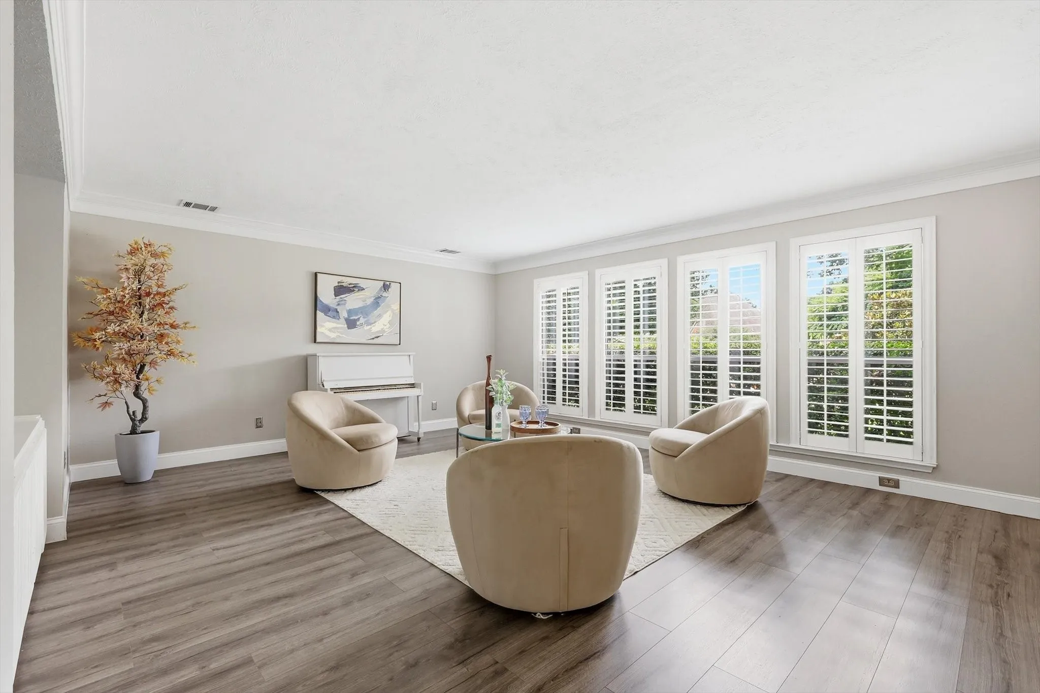 Single Family Residence For Rent in Collin County , 1813 Weanne Drive, Richardson, Texas 75082, 4 Bedroom, 4 Bathroom, 2 Garage spaces, 3,896 Sqft, built in 1988, mls#21218193, Real Estate Agent in Richardson, Homes For Rent in Collin county, Homes For Rent in Richardson, Realtor in Richardson Texas, Real Estate Brokerage Independent Realty Texas, Luminita Cordes Realtor
