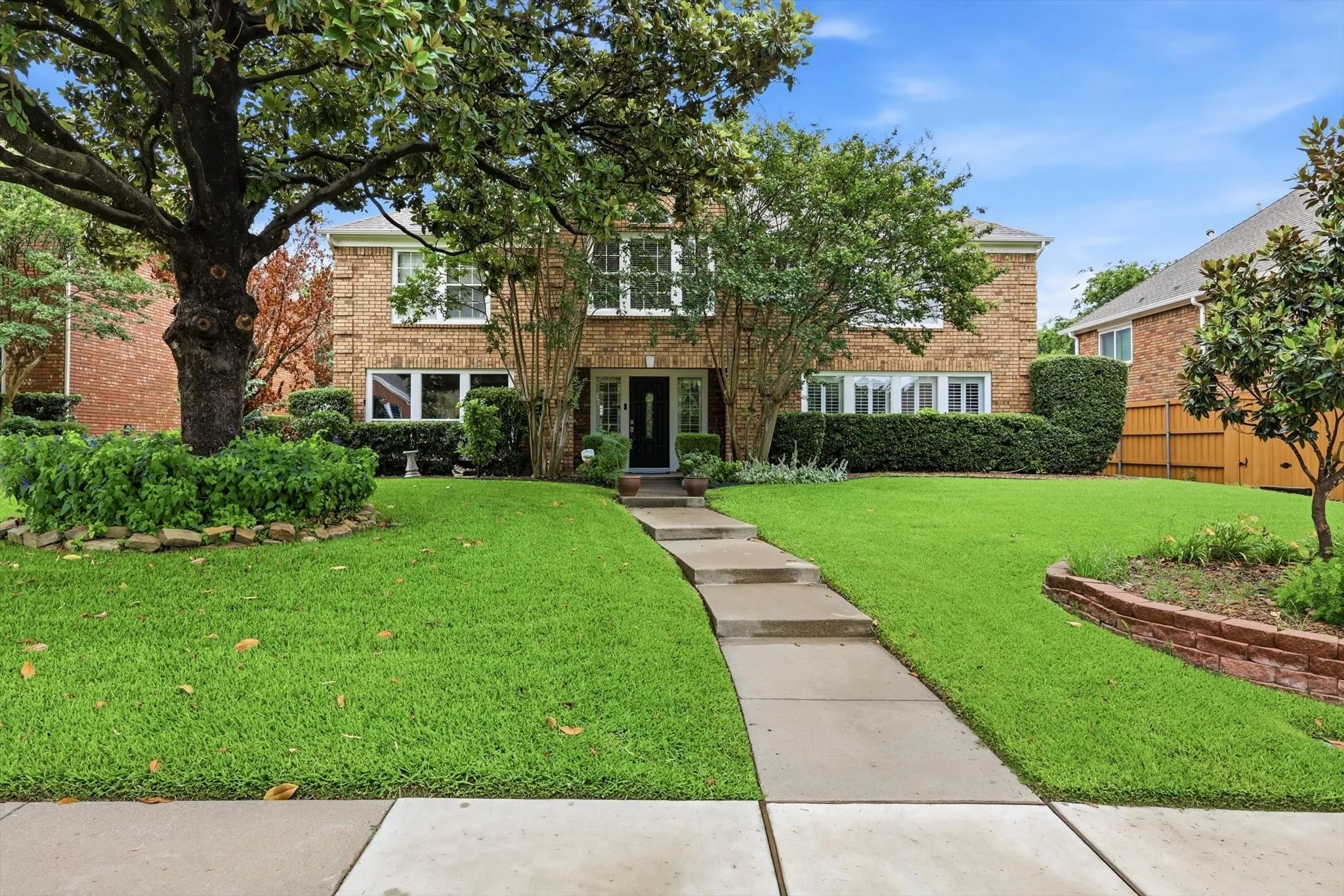 Single Family Residence For Rent in Collin County , 1813 Weanne Drive, Richardson, Texas 75082, 4 Bedroom, 4 Bathroom, 2 Garage spaces, 3,896 Sqft, built in 1988, mls#21218193, Real Estate Agent in Richardson, Homes For Rent in Collin county, Homes For Rent in Richardson, Realtor in Richardson Texas, Real Estate Brokerage Independent Realty Texas, Luminita Cordes Realtor