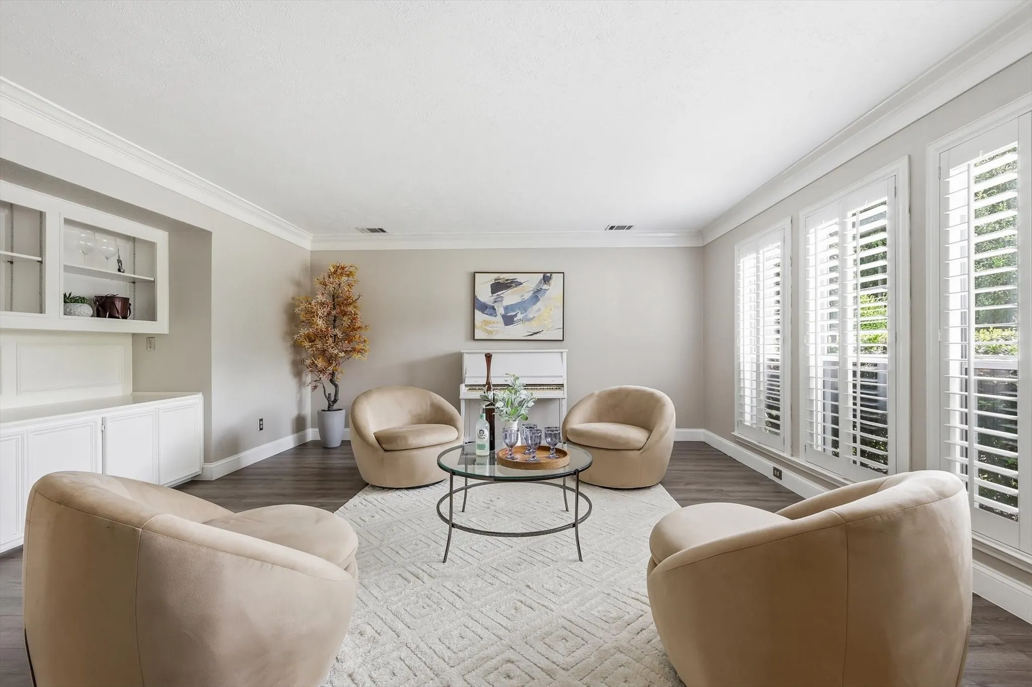 Single Family Residence For Rent in Collin County , 1813 Weanne Drive, Richardson, Texas 75082, 4 Bedroom, 4 Bathroom, 2 Garage spaces, 3,896 Sqft, built in 1988, mls#21218193, Real Estate Agent in Richardson, Homes For Rent in Collin county, Homes For Rent in Richardson, Realtor in Richardson Texas, Real Estate Brokerage Independent Realty Texas, Luminita Cordes Realtor