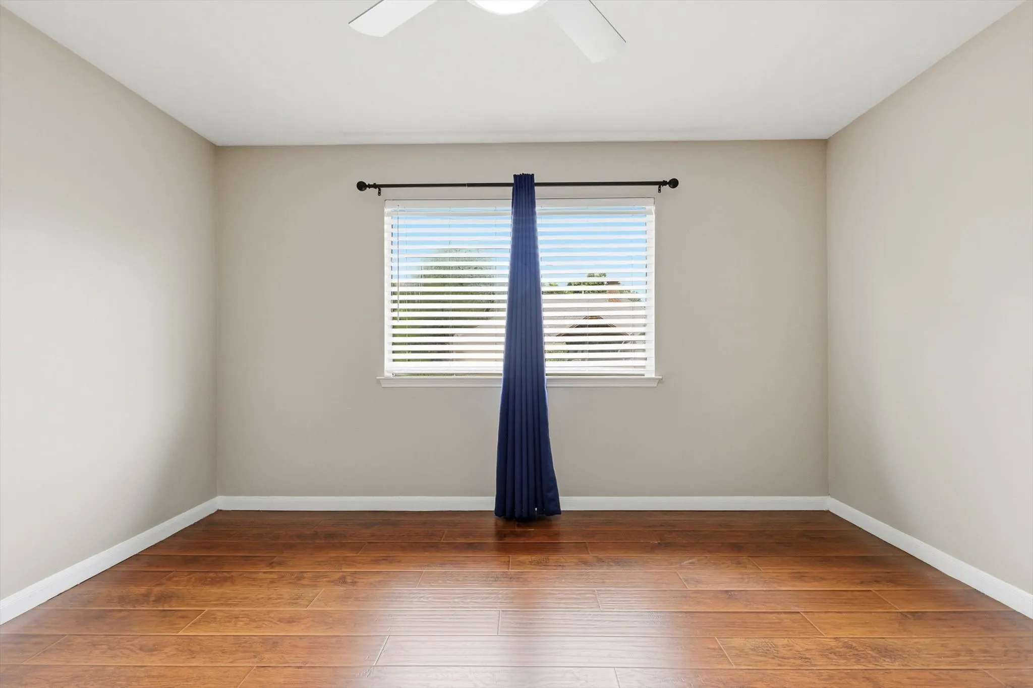 Single Family Residence For Rent in Collin County , 1813 Weanne Drive, Richardson, Texas 75082, 4 Bedroom, 4 Bathroom, 2 Garage spaces, 3,896 Sqft, built in 1988, mls#21218193, Real Estate Agent in Richardson, Homes For Rent in Collin county, Homes For Rent in Richardson, Realtor in Richardson Texas, Real Estate Brokerage Independent Realty Texas, Luminita Cordes Realtor