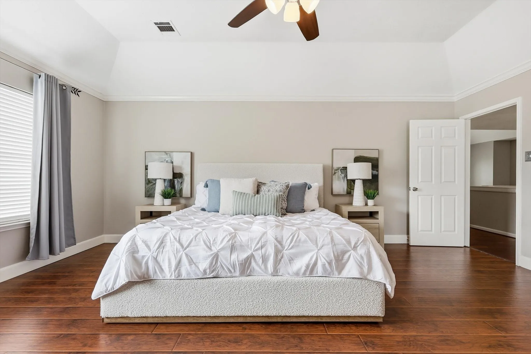 Single Family Residence For Rent in Collin County , 1813 Weanne Drive, Richardson, Texas 75082, 4 Bedroom, 4 Bathroom, 2 Garage spaces, 3,896 Sqft, built in 1988, mls#21218193, Real Estate Agent in Richardson, Homes For Rent in Collin county, Homes For Rent in Richardson, Realtor in Richardson Texas, Real Estate Brokerage Independent Realty Texas, Luminita Cordes Realtor