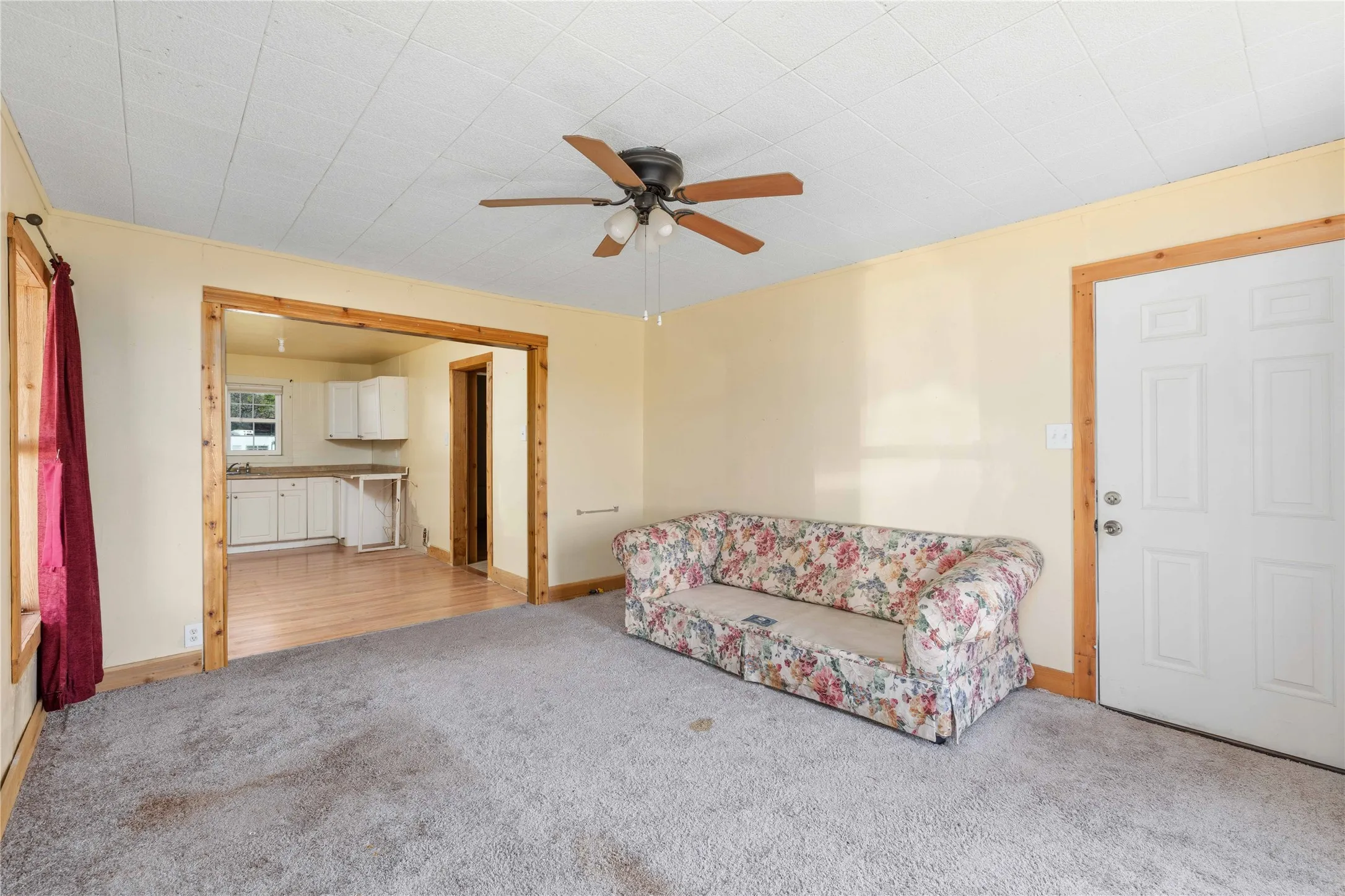 Single Family Residence For Sale in Brown County , 510 Medcalf Street, Bangs, Texas 76823, 2 Bedroom, 1 Bathroom, Garage spaces, 918 Sqft, built in 0, mls#21216630, Real Estate Agent in Bangs, Homes For Sale in Brown county, Homes For Sale in Bangs, Realtor in Bangs Texas, Real Estate Brokerage Independent Realty Texas, Luminita Cordes Realtor