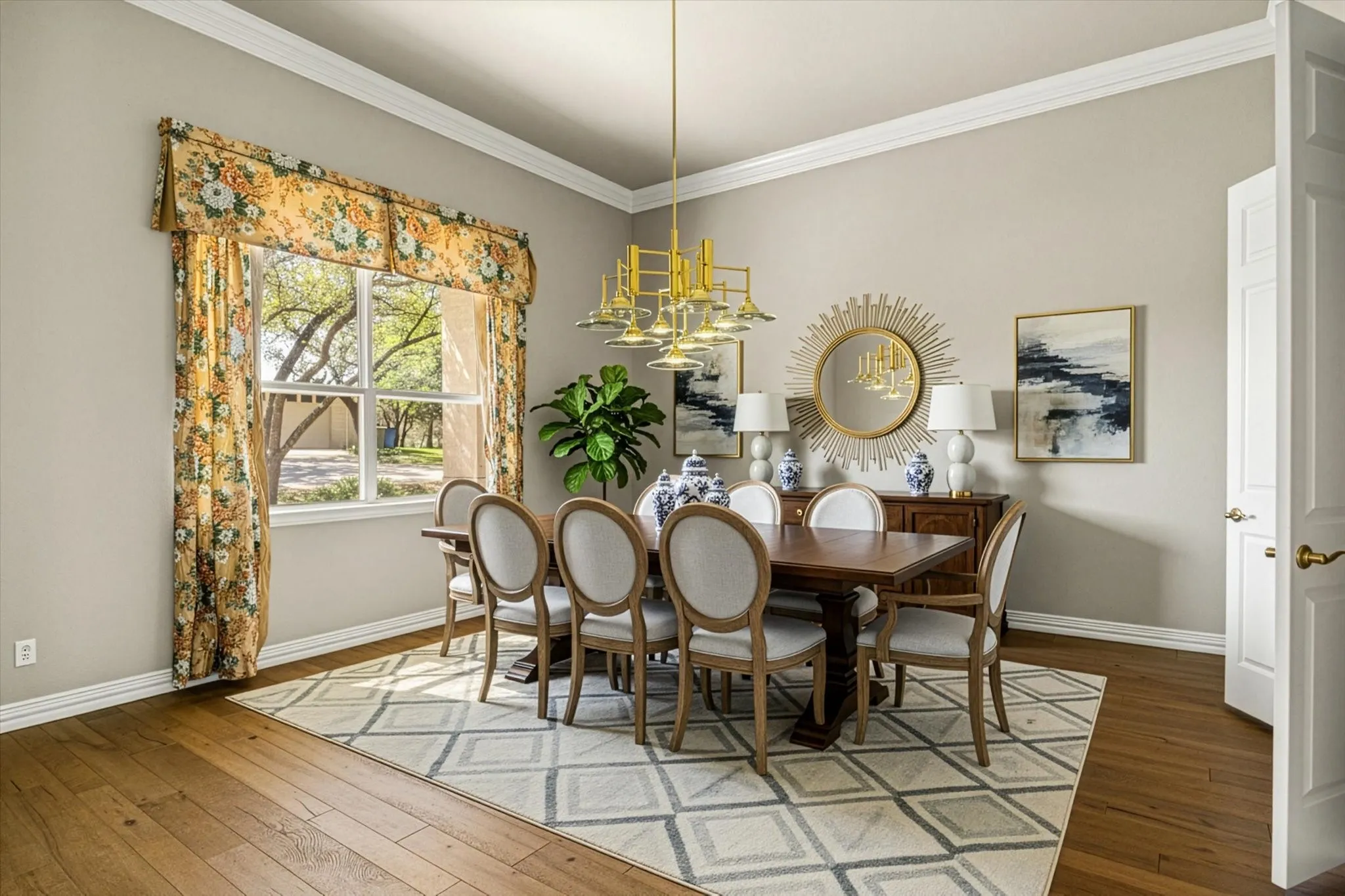 Single Family Residence For Sale in Hood County , 2306 Winton Terrace Court, Granbury, Texas 76048, 5 Bedroom, 5 Bathroom, 5 Garage spaces, 5,489 Sqft, built in 1997, Preowned, mls#21210556, Real Estate Agent in Granbury, Homes For Sale in Hood county, Homes For Sale in Granbury, Realtor in Granbury Texas, Real Estate Brokerage Independent Realty Texas, Luminita Cordes Realtor