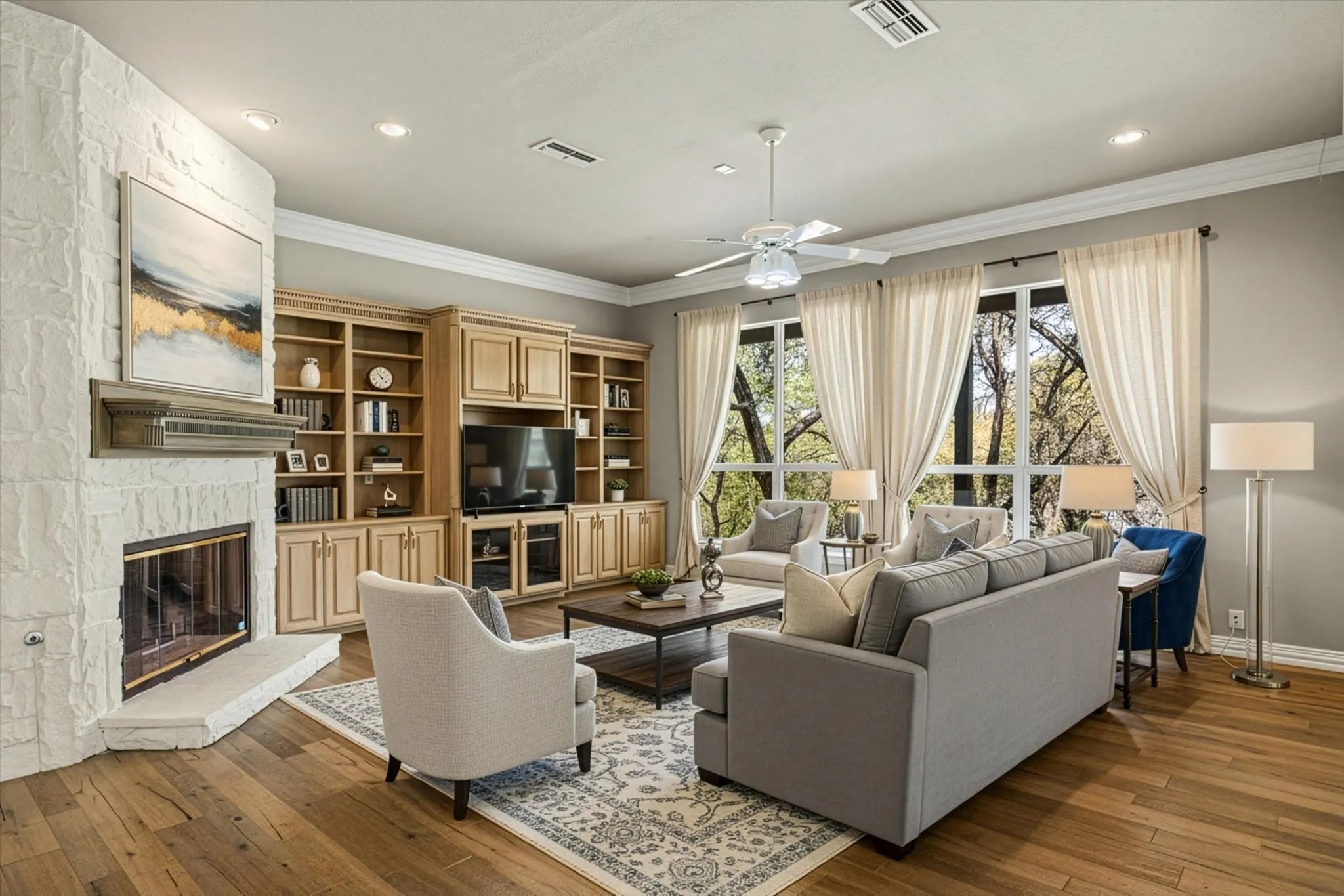 Single Family Residence For Sale in Hood County , 2306 Winton Terrace Court, Granbury, Texas 76048, 5 Bedroom, 5 Bathroom, 5 Garage spaces, 5,489 Sqft, built in 1997, Preowned, mls#21210556, Real Estate Agent in Granbury, Homes For Sale in Hood county, Homes For Sale in Granbury, Realtor in Granbury Texas, Real Estate Brokerage Independent Realty Texas, Luminita Cordes Realtor