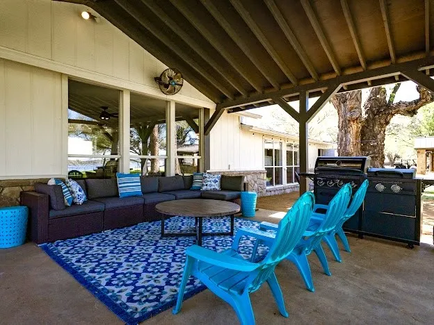 Single Family Residence For Sale in Palo Pinto County , 1957 Deer Trail Road, Possum Kingdom Lake, Texas 76449, 4 Bedroom, 2 Bathroom, 1 Garage spaces, 1,764 Sqft, built in 1960, Preowned, mls#21215986, Real Estate Agent in Possum Kingdom Lake, Homes For Sale in Palo Pinto county, Homes For Sale in Possum Kingdom Lake, Realtor in Possum Kingdom Lake Texas, Real Estate Brokerage Independent Realty Texas, Luminita Cordes Realtor