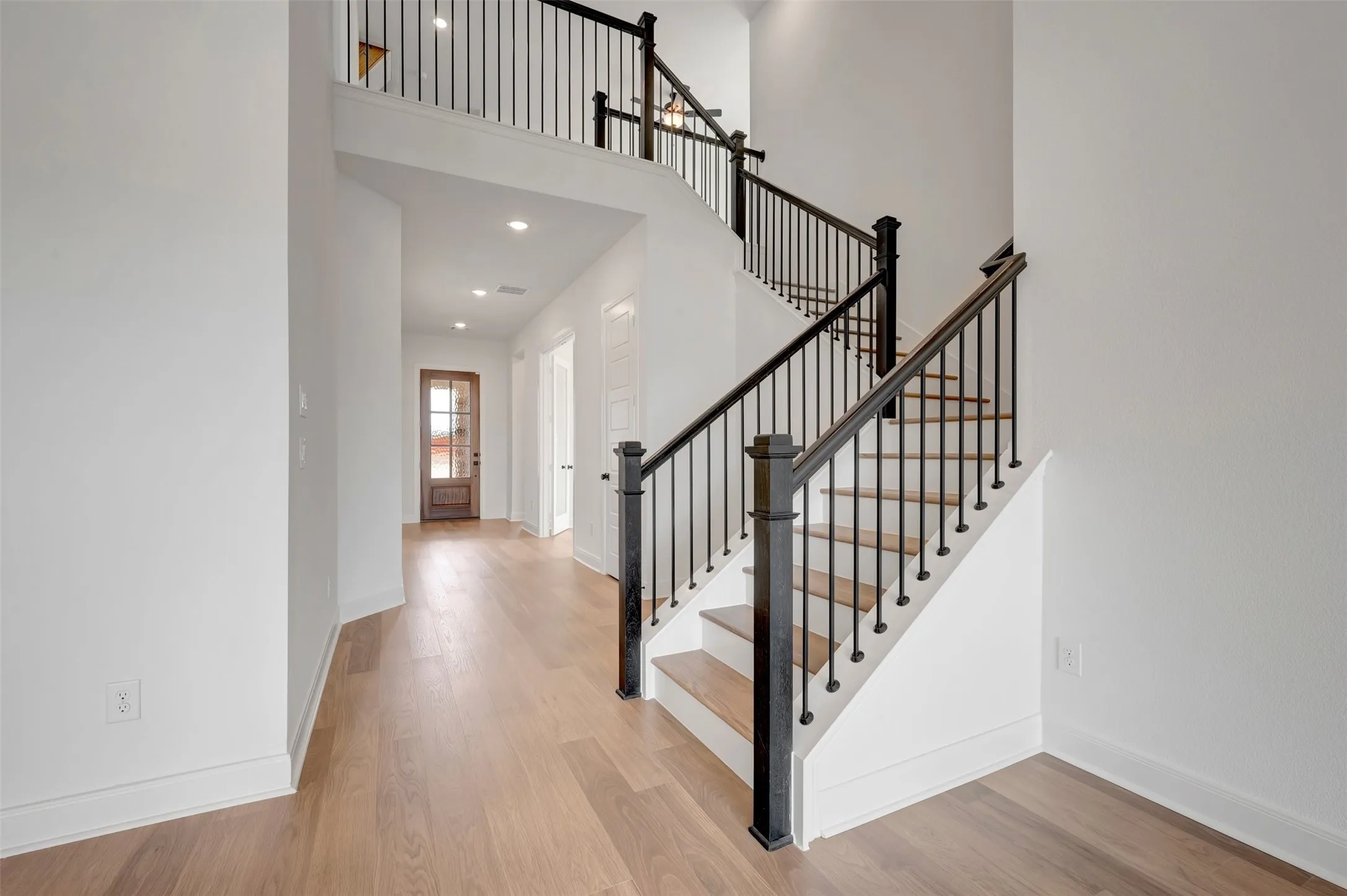 Single Family Residence For Sale in Collin County , 2829 Genuine Risk Court, Celina, Texas 75009, 5 Bedroom, 4 Bathroom, 4 Garage spaces, 3,192 Sqft, built in 2026, New Construction - Incomplete, mls#21218279, Real Estate Agent in Celina, Homes For Sale in Collin county, Homes For Sale in Celina, Realtor in Celina Texas, Real Estate Brokerage Independent Realty Texas, Luminita Cordes Realtor