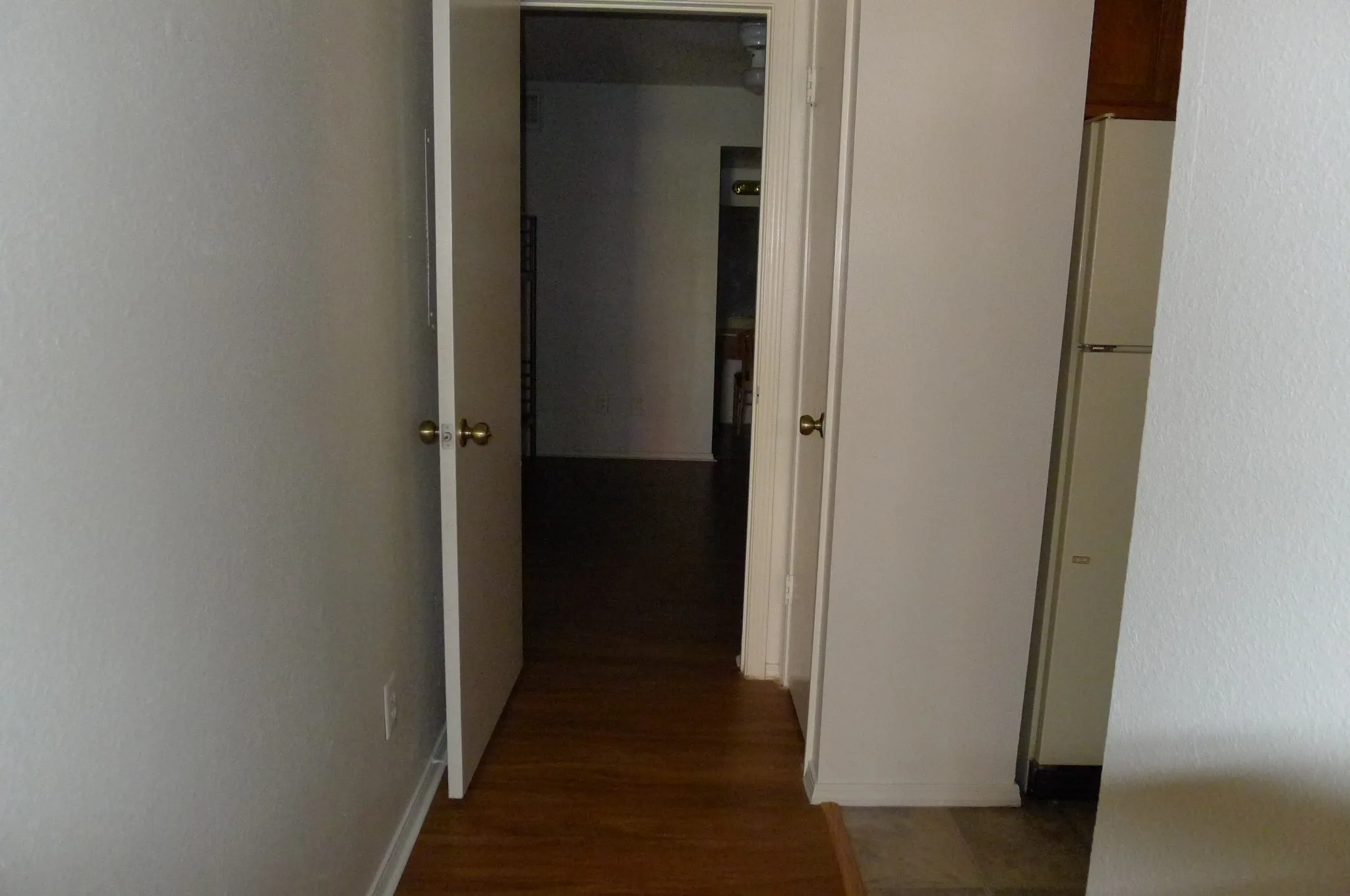 Condominium For Rent in Dallas County , 9835 Walnut Street 107, Dallas, Texas 75243, 1 Bedroom, 1 Bathroom, Garage spaces, 662 Sqft, built in 1984, Preowned, mls#21218282, Real Estate Agent in Dallas, Homes For Rent in Dallas county, Homes For Rent in Dallas, Realtor in Dallas Texas, Real Estate Brokerage Independent Realty Texas, Luminita Cordes Realtor
