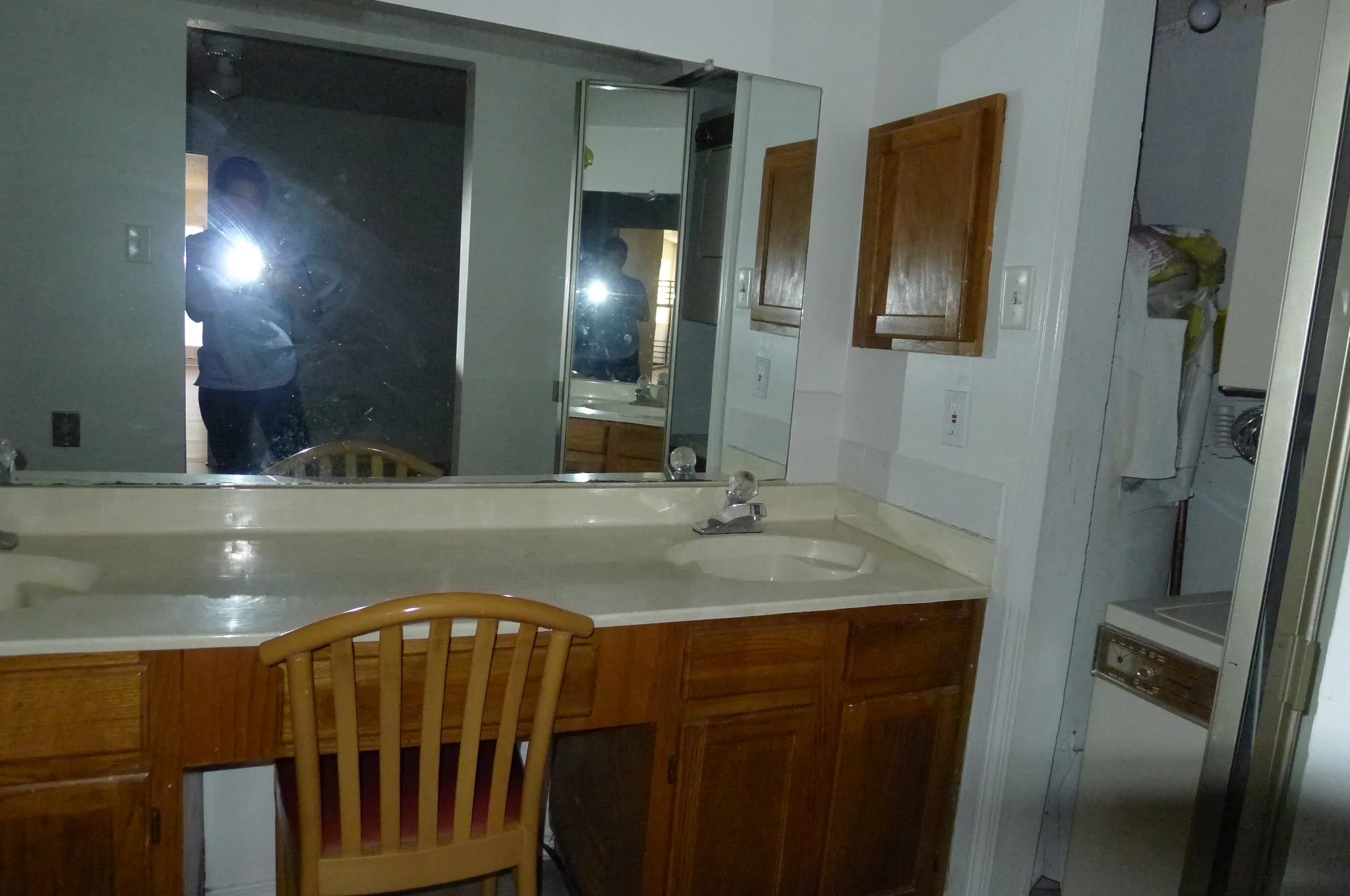 Condominium For Rent in Dallas County , 9835 Walnut Street 107, Dallas, Texas 75243, 1 Bedroom, 1 Bathroom, Garage spaces, 662 Sqft, built in 1984, Preowned, mls#21218282, Real Estate Agent in Dallas, Homes For Rent in Dallas county, Homes For Rent in Dallas, Realtor in Dallas Texas, Real Estate Brokerage Independent Realty Texas, Luminita Cordes Realtor