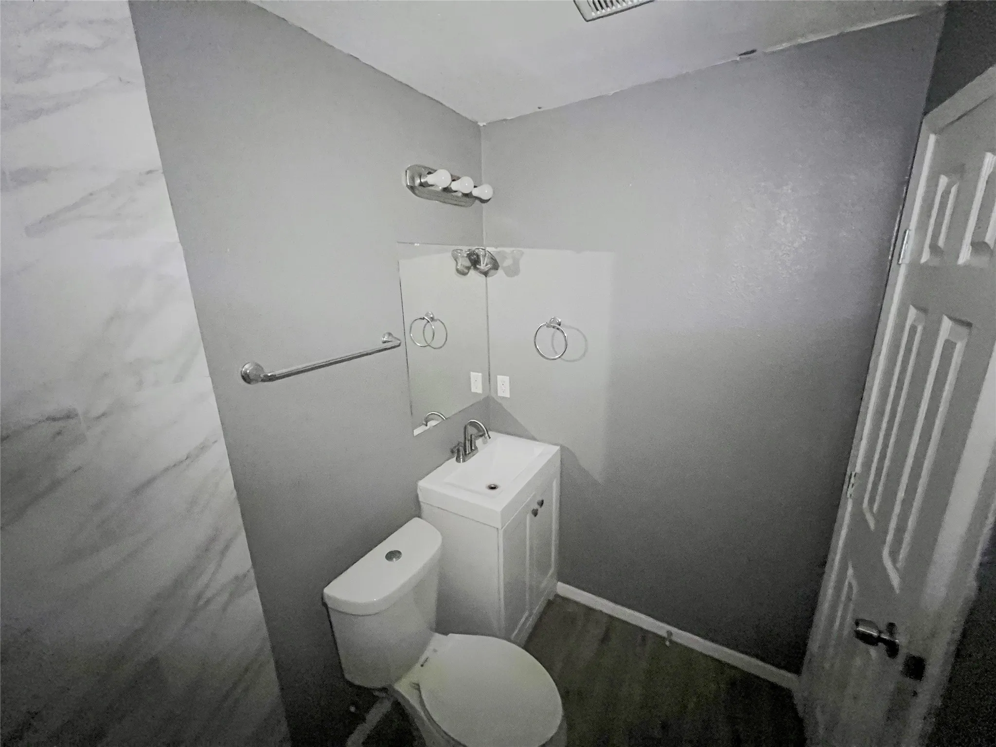 Single Family Residence For Sale in Tarrant County , 1733 Greenfield Avenue, Fort Worth, Texas 76102, 3 Bedrooms, 2 Bathrooms, Garage spaces, 744 Sqft, built in 1945, Price $124,950, mls#21218272, Real Estate Agent in Fort Worth, Homes For Sale in Tarrant county, Homes For Sale in Fort Worth, Realtor in Fort Worth Texas, Real Estate Brokerage Independent Realty Texas, Luminita Cordes Realtor