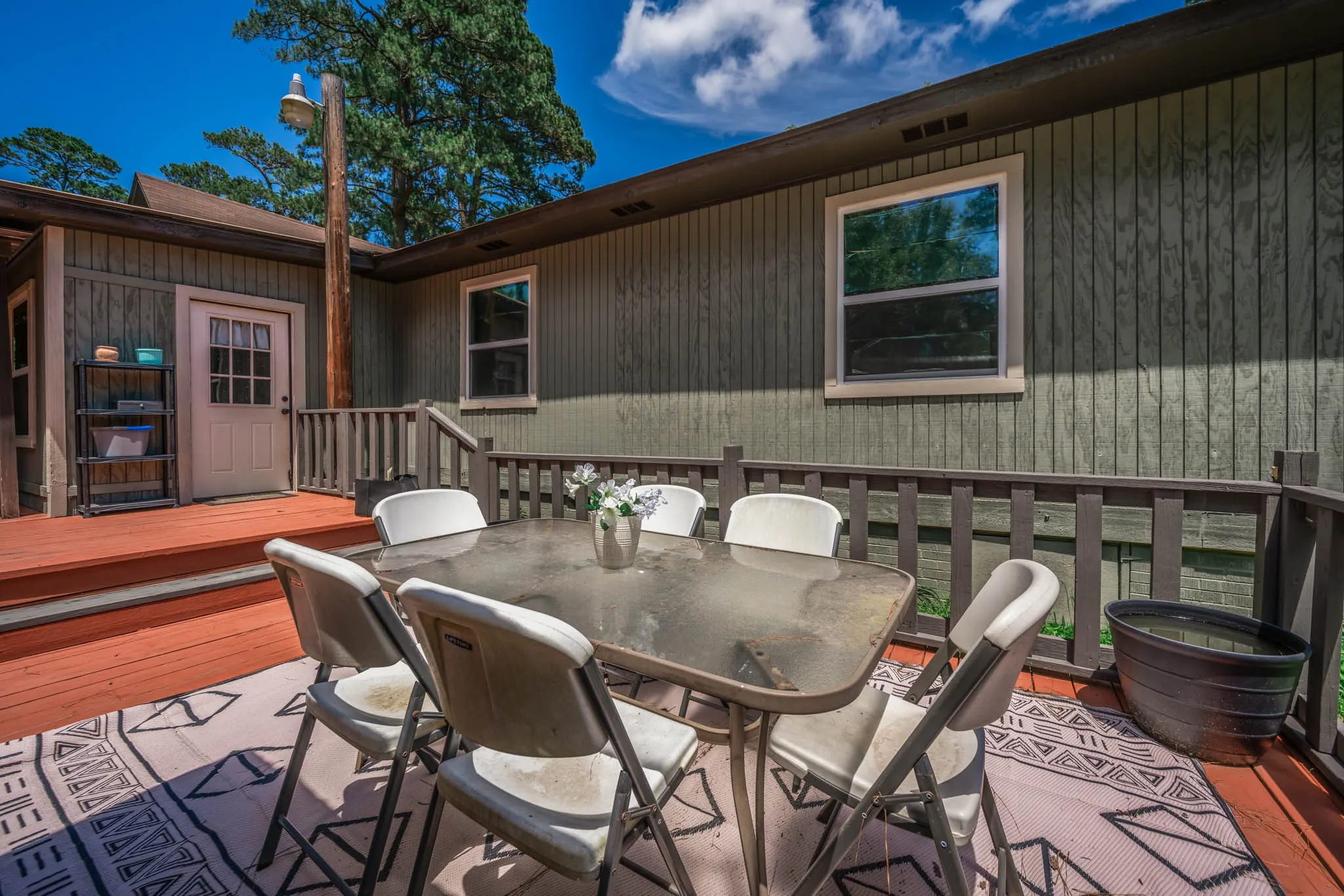 Single Family Residence For Sale in Cherokee County , 141 Cedar Street, Rusk, Texas 75785, 5 Bedroom, 2 Bathroom, 2 Garage spaces, 2,094 Sqft, built in 1960, mls#21218340, Real Estate Agent in Rusk, Homes For Sale in Cherokee county, Homes For Sale in Rusk, Realtor in Rusk Texas, Real Estate Brokerage Independent Realty Texas, Luminita Cordes Realtor
