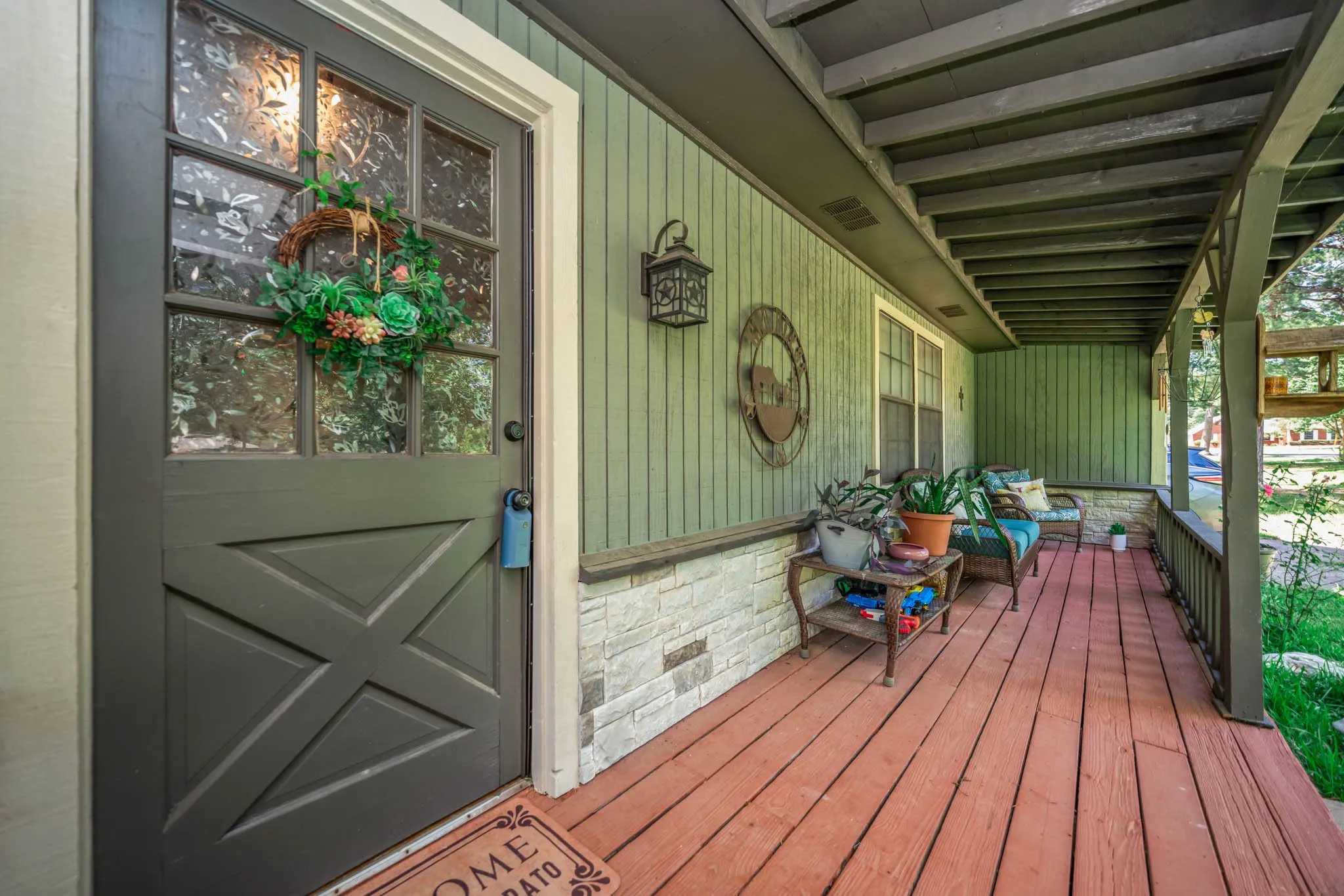 Single Family Residence For Sale in Cherokee County , 141 Cedar Street, Rusk, Texas 75785, 5 Bedroom, 2 Bathroom, 2 Garage spaces, 2,094 Sqft, built in 1960, mls#21218340, Real Estate Agent in Rusk, Homes For Sale in Cherokee county, Homes For Sale in Rusk, Realtor in Rusk Texas, Real Estate Brokerage Independent Realty Texas, Luminita Cordes Realtor
