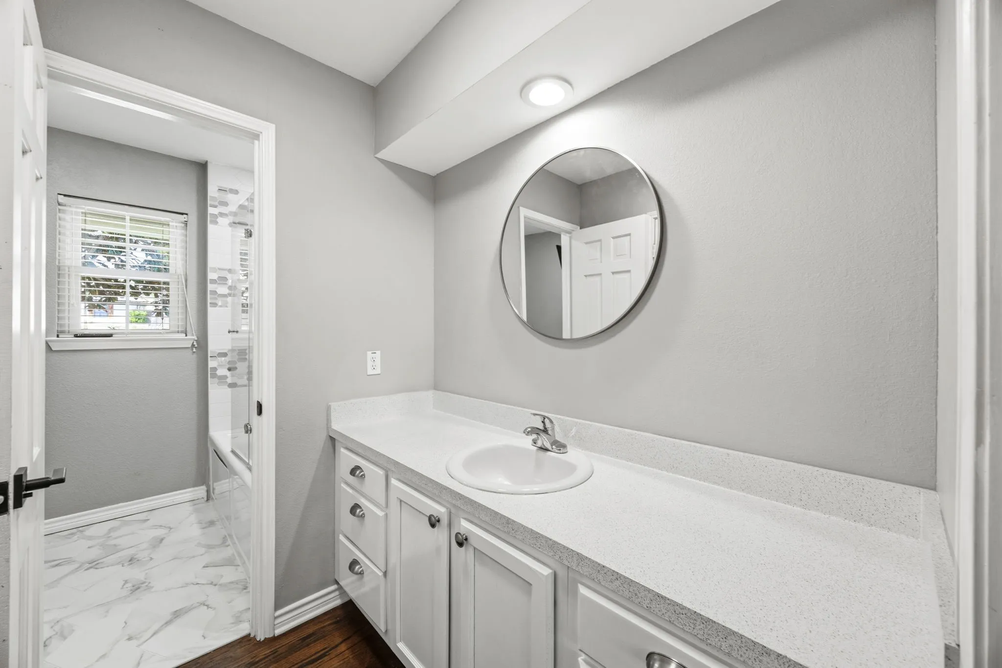 Single Family Residence For Sale in Dallas County , 1636 W Red Bird Lane, Dallas, Texas 75232, 4 Bedroom, 4 Bathroom, 2 Garage spaces, 2,974 Sqft, built in 1959, Preowned, mls#21216626, Real Estate Agent in Dallas, Homes For Sale in Dallas county, Homes For Sale in Dallas, Realtor in Dallas Texas, Real Estate Brokerage Independent Realty Texas, Luminita Cordes Realtor