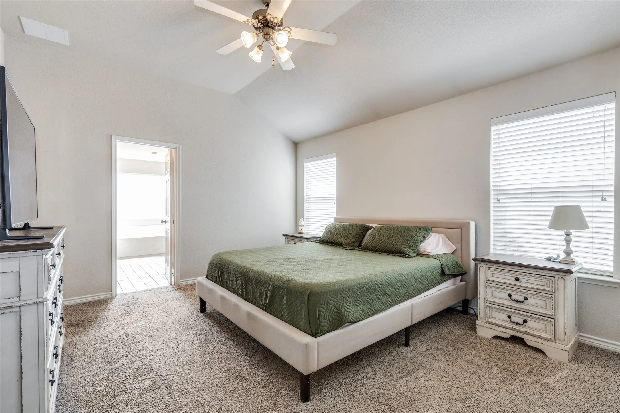 Single Family Residence For Sale in Tarrant County , 14216 Tijuana Trail, Fort Worth, Texas 76052, 3 Bedrooms, 2 Bathrooms, 2 Garage spaces, 1,662 Sqft, built in 2006, Price $270,000, mls#21218326, Real Estate Agent in Fort Worth, Homes For Sale in Tarrant county, Homes For Sale in Fort Worth, Realtor in Fort Worth Texas, Real Estate Brokerage Independent Realty Texas, Luminita Cordes Realtor