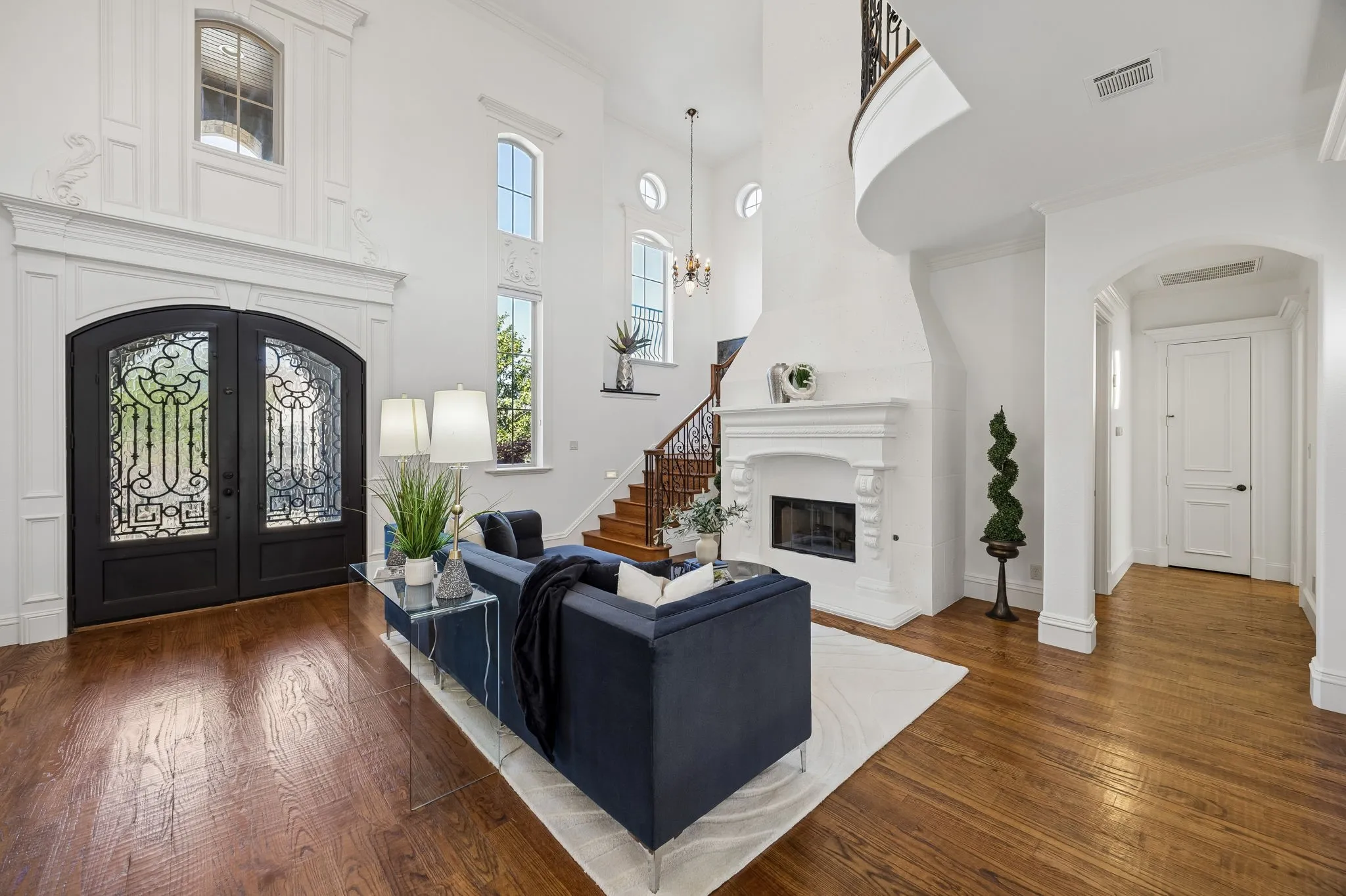 Single Family Residence For Sale in Tarrant County , 1613 Buckingham Drive, Keller, Texas 76262, 5 Bedroom, 7 Bathroom, 4 Garage spaces, 6,353 Sqft, built in 2007, Preowned, mls#21215245, Real Estate Agent in Keller, Homes For Sale in Tarrant county, Homes For Sale in Keller, Realtor in Keller Texas, Real Estate Brokerage Independent Realty Texas, Luminita Cordes Realtor