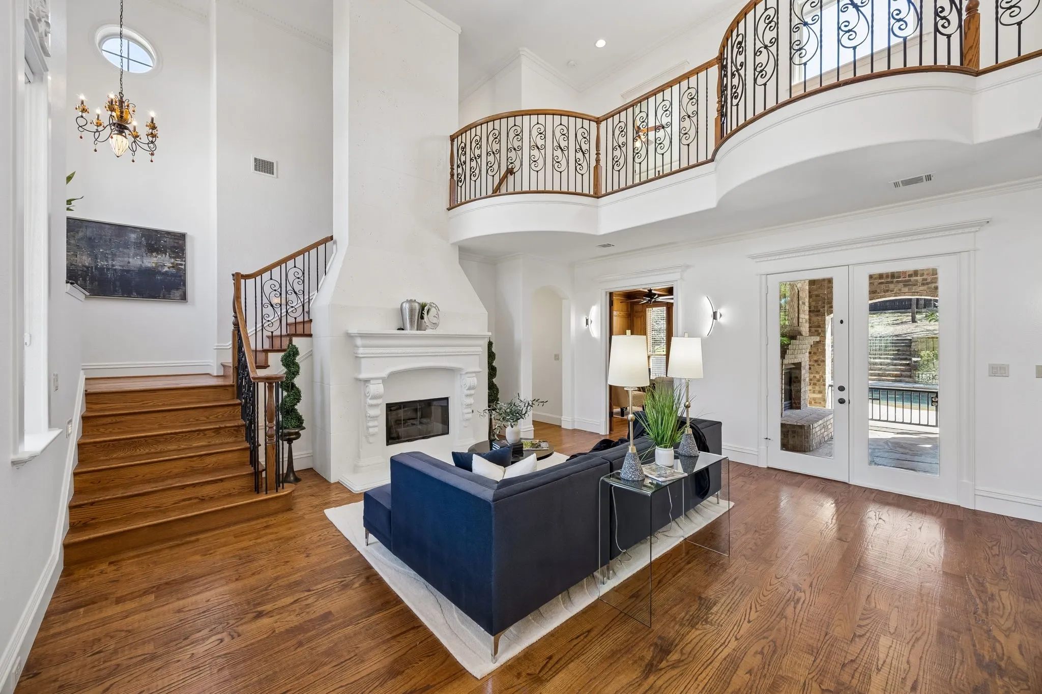 Single Family Residence For Sale in Tarrant County , 1613 Buckingham Drive, Keller, Texas 76262, 5 Bedroom, 7 Bathroom, 4 Garage spaces, 6,353 Sqft, built in 2007, Preowned, mls#21215245, Real Estate Agent in Keller, Homes For Sale in Tarrant county, Homes For Sale in Keller, Realtor in Keller Texas, Real Estate Brokerage Independent Realty Texas, Luminita Cordes Realtor