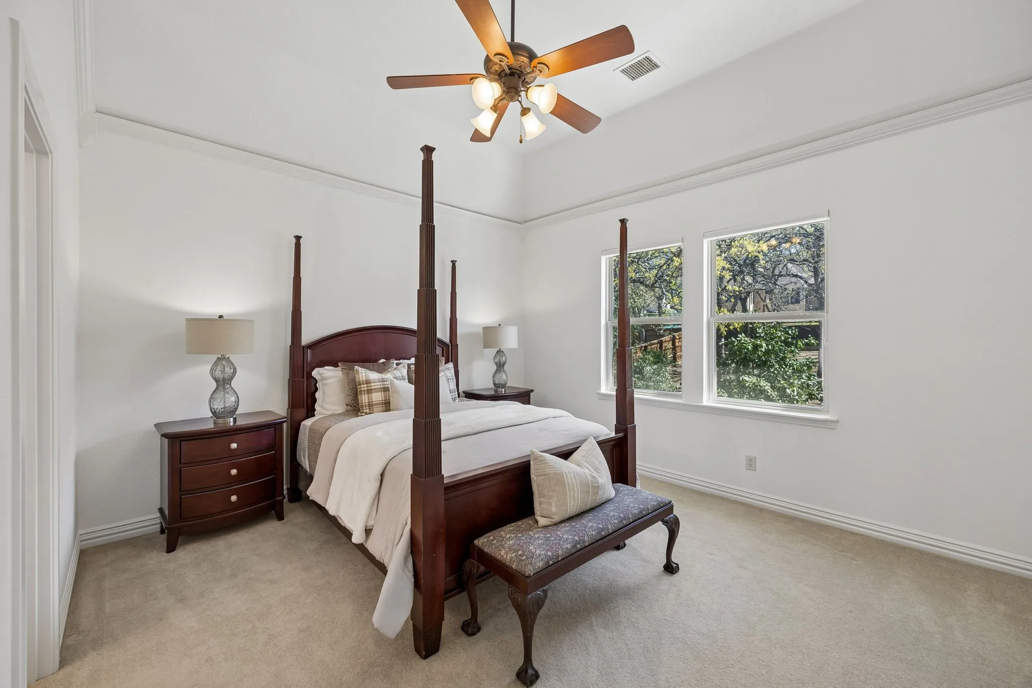 Single Family Residence For Sale in Tarrant County , 1613 Buckingham Drive, Keller, Texas 76262, 5 Bedroom, 7 Bathroom, 4 Garage spaces, 6,353 Sqft, built in 2007, Preowned, mls#21215245, Real Estate Agent in Keller, Homes For Sale in Tarrant county, Homes For Sale in Keller, Realtor in Keller Texas, Real Estate Brokerage Independent Realty Texas, Luminita Cordes Realtor