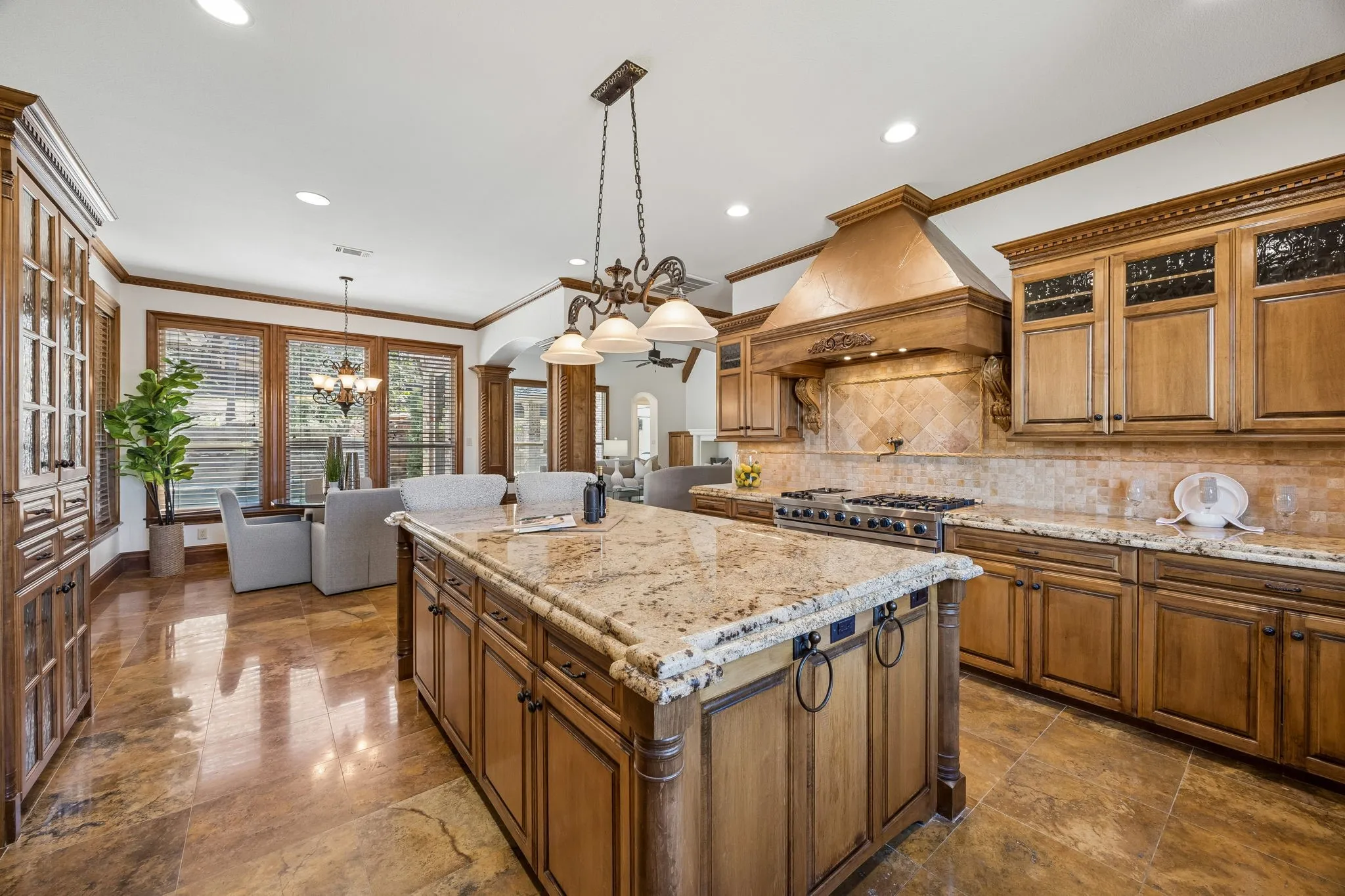 Single Family Residence For Sale in Tarrant County , 1613 Buckingham Drive, Keller, Texas 76262, 5 Bedroom, 7 Bathroom, 4 Garage spaces, 6,353 Sqft, built in 2007, Preowned, mls#21215245, Real Estate Agent in Keller, Homes For Sale in Tarrant county, Homes For Sale in Keller, Realtor in Keller Texas, Real Estate Brokerage Independent Realty Texas, Luminita Cordes Realtor