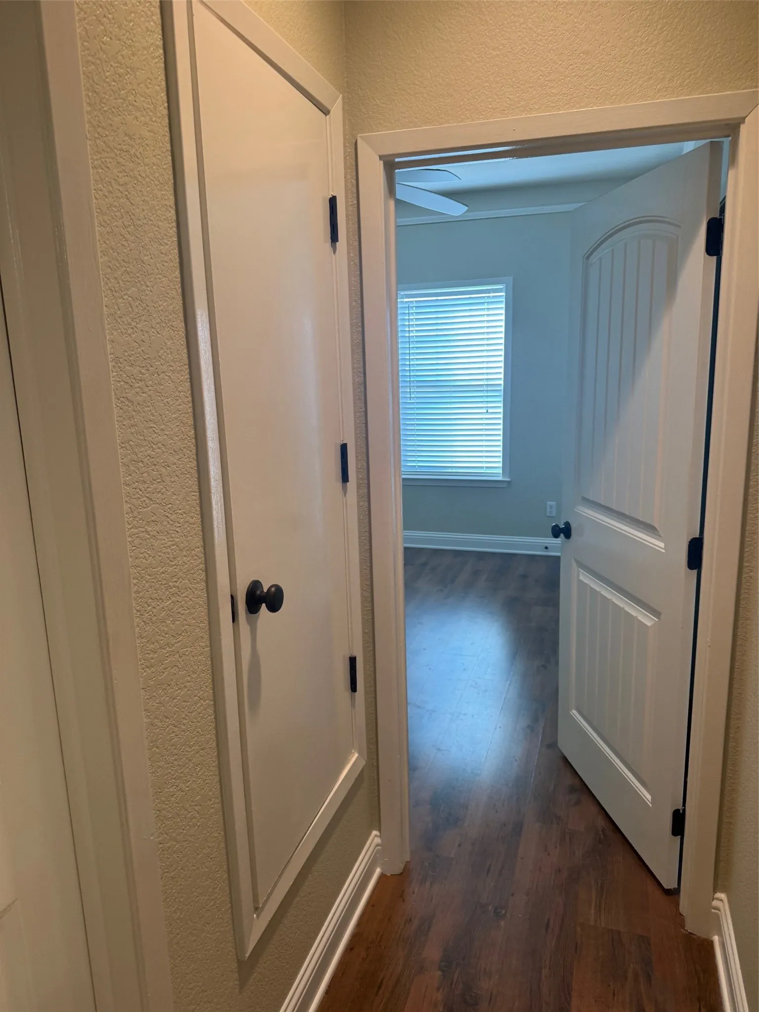 Retail For Sale in Ellis County , 213 S State Highway 342, Red Oak, Texas 75154, 0, 0, Garage spaces, 0 Sqft, built in 2007, Preowned, mls#21218420, Real Estate Agent in Red Oak, Homes For Sale in Ellis county, Homes For Sale in Red Oak, Realtor in Red Oak Texas, Real Estate Brokerage Independent Realty Texas, Luminita Cordes Realtor