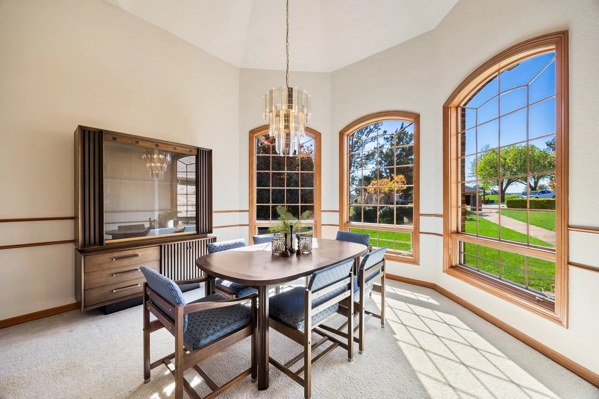 Single Family Residence For Sale in Rockwall County , 314 Harbor Landing Drive, Rockwall, Texas 75032, 3 Bedroom, 3 Bathroom, 2 Garage spaces, 3,383 Sqft, built in 1996, mls#21216518, Real Estate Agent in Rockwall, Homes For Sale in Rockwall county, Homes For Sale in Rockwall, Realtor in Rockwall Texas, Real Estate Brokerage Independent Realty Texas, Luminita Cordes Realtor