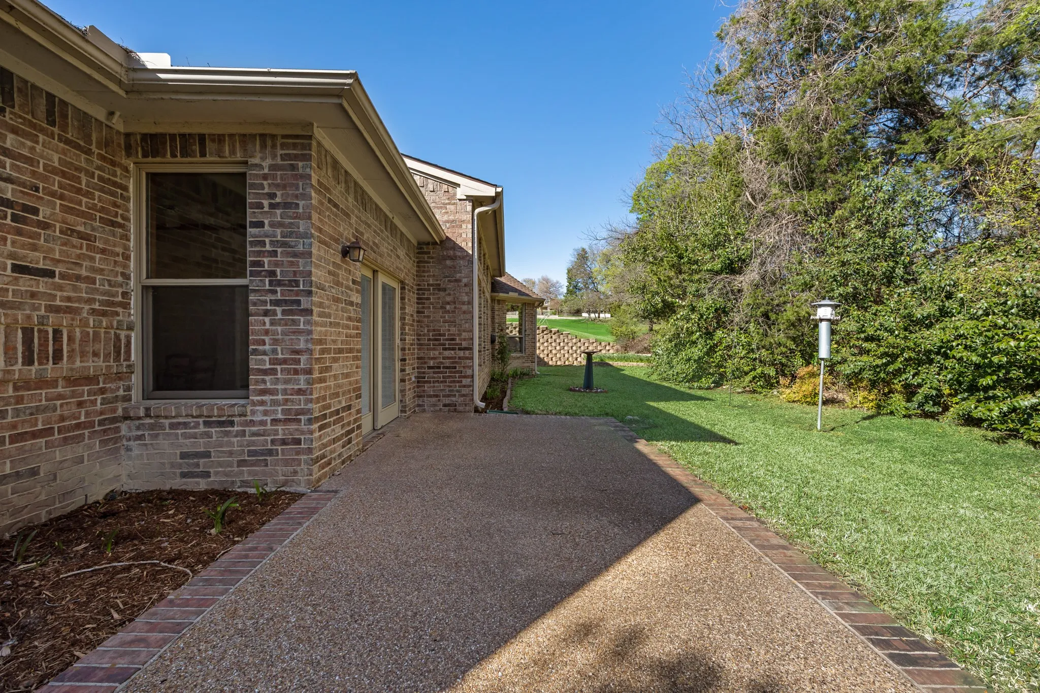 Single Family Residence For Sale in Rockwall County , 314 Harbor Landing Drive, Rockwall, Texas 75032, 3 Bedroom, 3 Bathroom, 2 Garage spaces, 3,383 Sqft, built in 1996, mls#21216518, Real Estate Agent in Rockwall, Homes For Sale in Rockwall county, Homes For Sale in Rockwall, Realtor in Rockwall Texas, Real Estate Brokerage Independent Realty Texas, Luminita Cordes Realtor