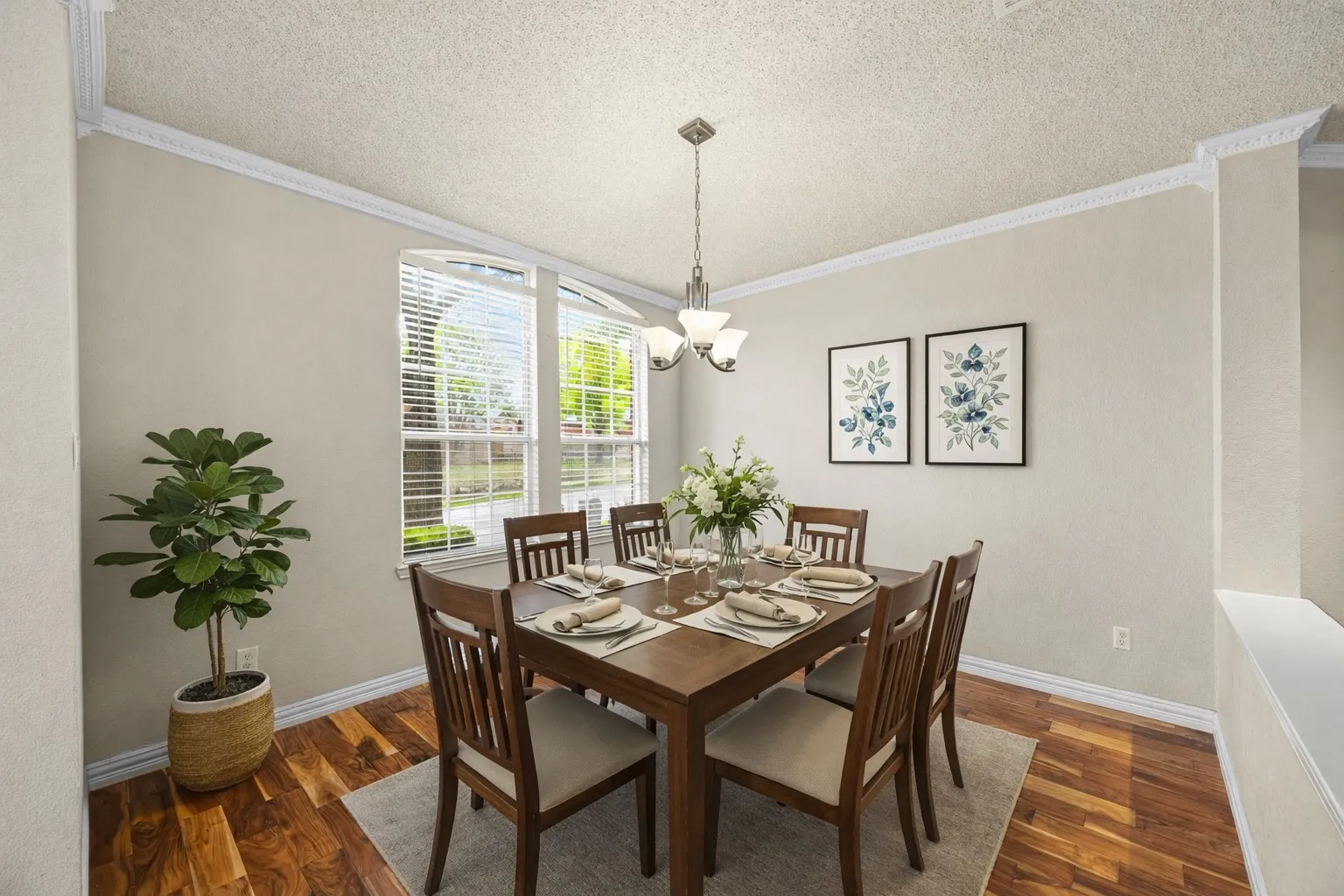 Dining Room - virtually staged