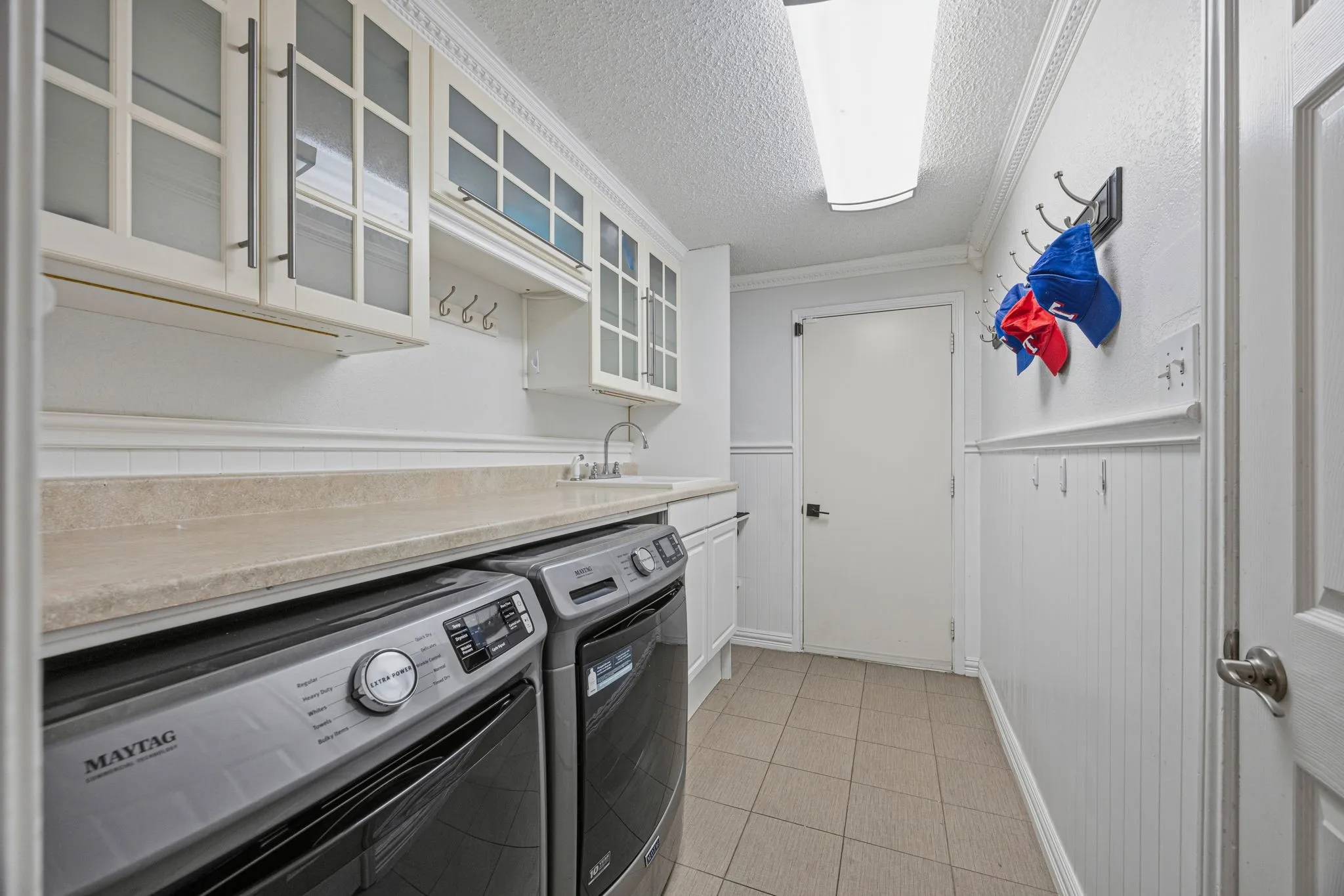 Single Family Residence For Sale in Dallas County , 5105 Gulfport Drive, Rowlett, Texas 75088, 5 Bedroom, 3 Bathroom, 2 Garage spaces, 2,832 Sqft, built in 1995, mls#21217186, Real Estate Agent in Rowlett, Homes For Sale in Dallas county, Homes For Sale in Rowlett, Realtor in Rowlett Texas, Real Estate Brokerage Independent Realty Texas, Luminita Cordes Realtor