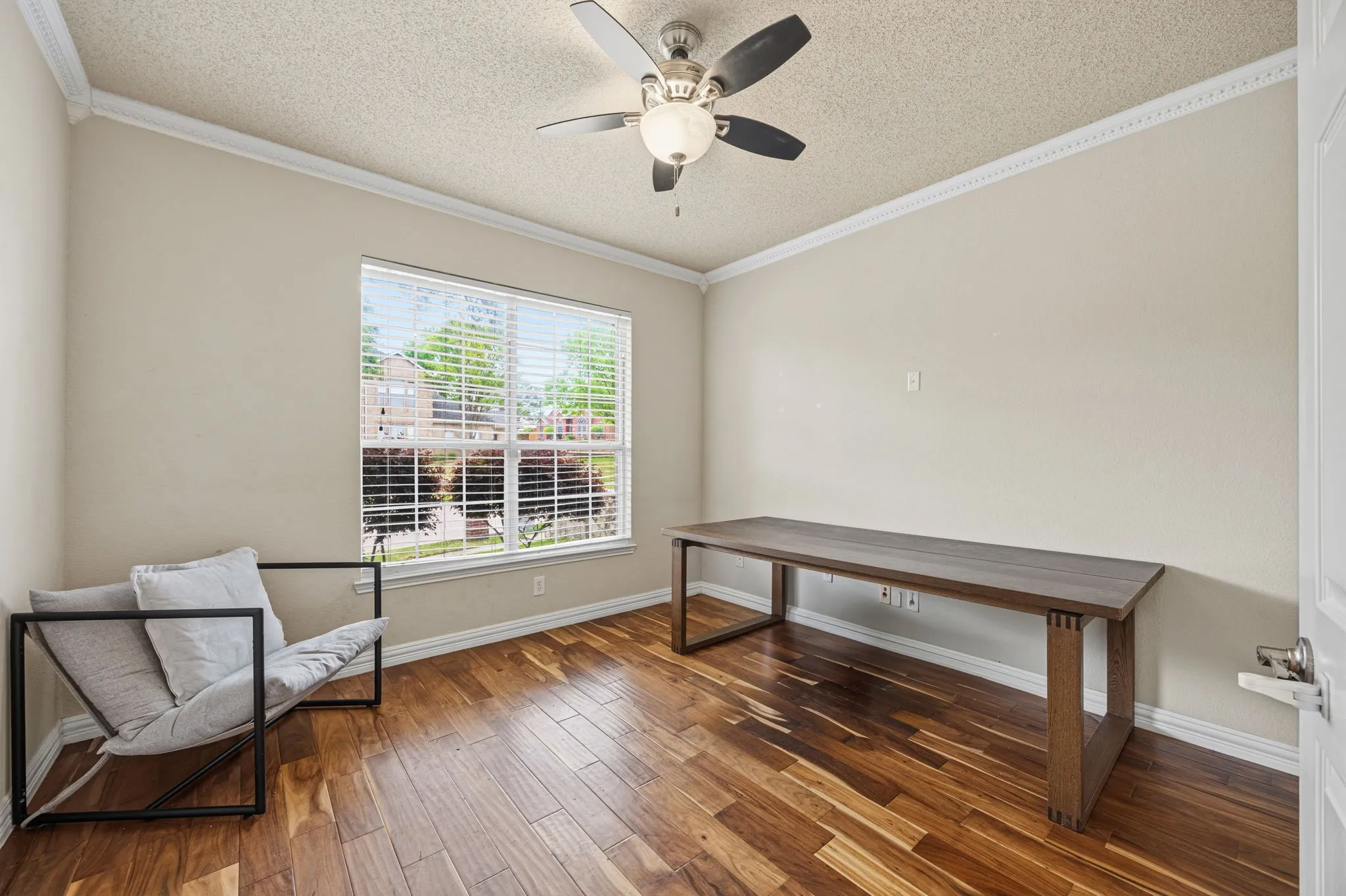 Single Family Residence For Sale in Dallas County , 5105 Gulfport Drive, Rowlett, Texas 75088, 5 Bedroom, 3 Bathroom, 2 Garage spaces, 2,832 Sqft, built in 1995, mls#21217186, Real Estate Agent in Rowlett, Homes For Sale in Dallas county, Homes For Sale in Rowlett, Realtor in Rowlett Texas, Real Estate Brokerage Independent Realty Texas, Luminita Cordes Realtor