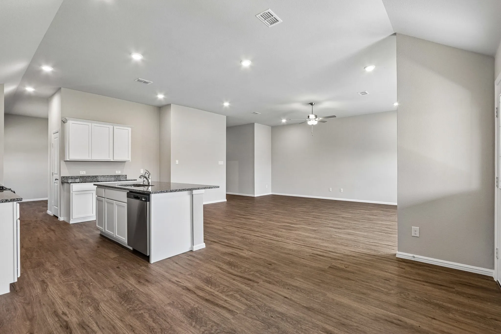 Single Family Residence For Sale in Denton County , 3300 Royal Forest Drive, Denton, Texas 76208, 4 Bedroom, 3 Bathroom, 2 Garage spaces, 2,714 Sqft, built in 2026, New Construction - Incomplete, mls#21198304, Real Estate Agent in Denton, Homes For Sale in Denton county, Homes For Sale in Denton, Realtor in Denton Texas, Real Estate Brokerage Independent Realty Texas, Luminita Cordes Realtor