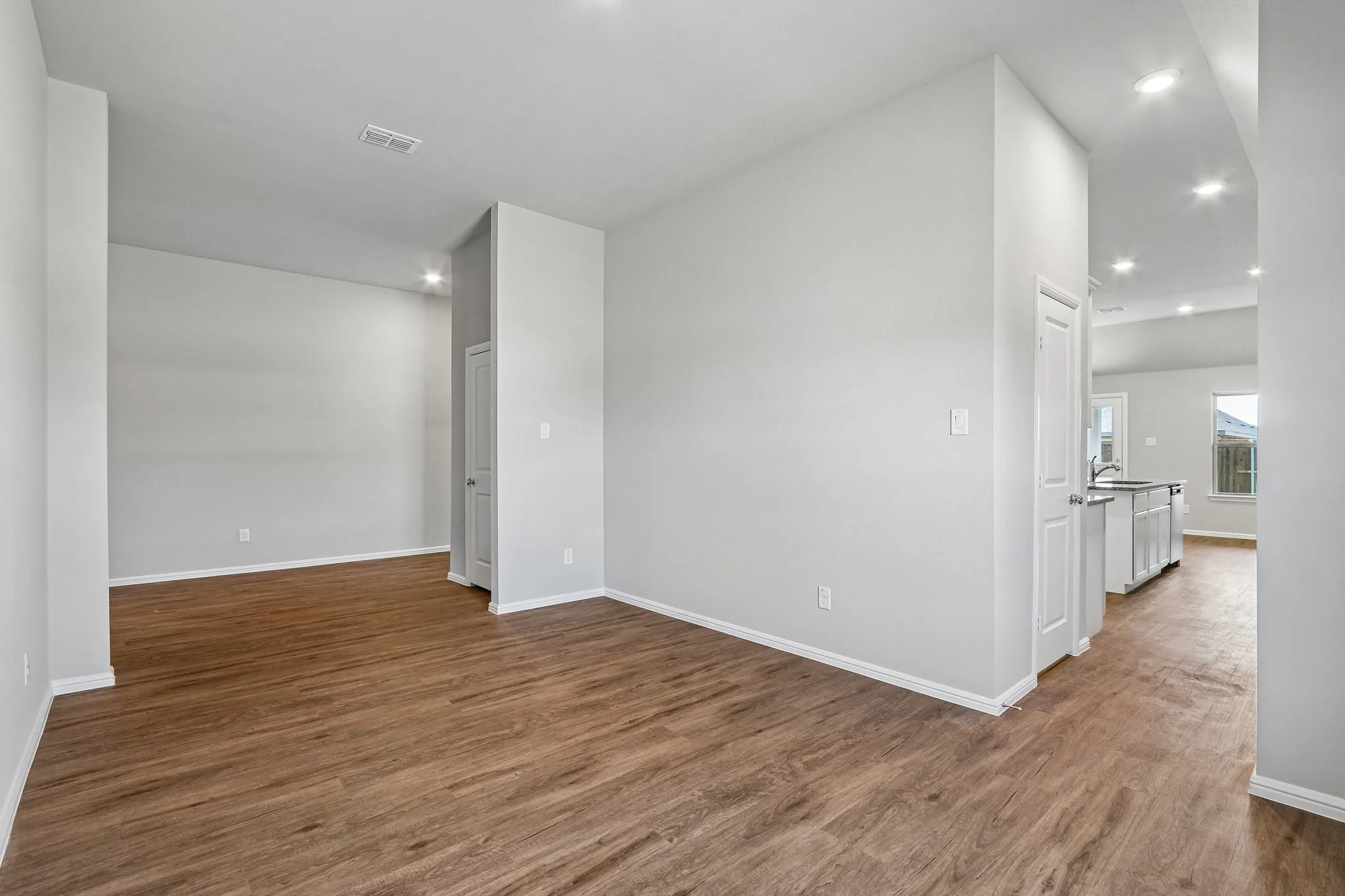 Single Family Residence For Sale in Denton County , 3300 Royal Forest Drive, Denton, Texas 76208, 4 Bedroom, 3 Bathroom, 2 Garage spaces, 2,714 Sqft, built in 2026, New Construction - Incomplete, mls#21198304, Real Estate Agent in Denton, Homes For Sale in Denton county, Homes For Sale in Denton, Realtor in Denton Texas, Real Estate Brokerage Independent Realty Texas, Luminita Cordes Realtor