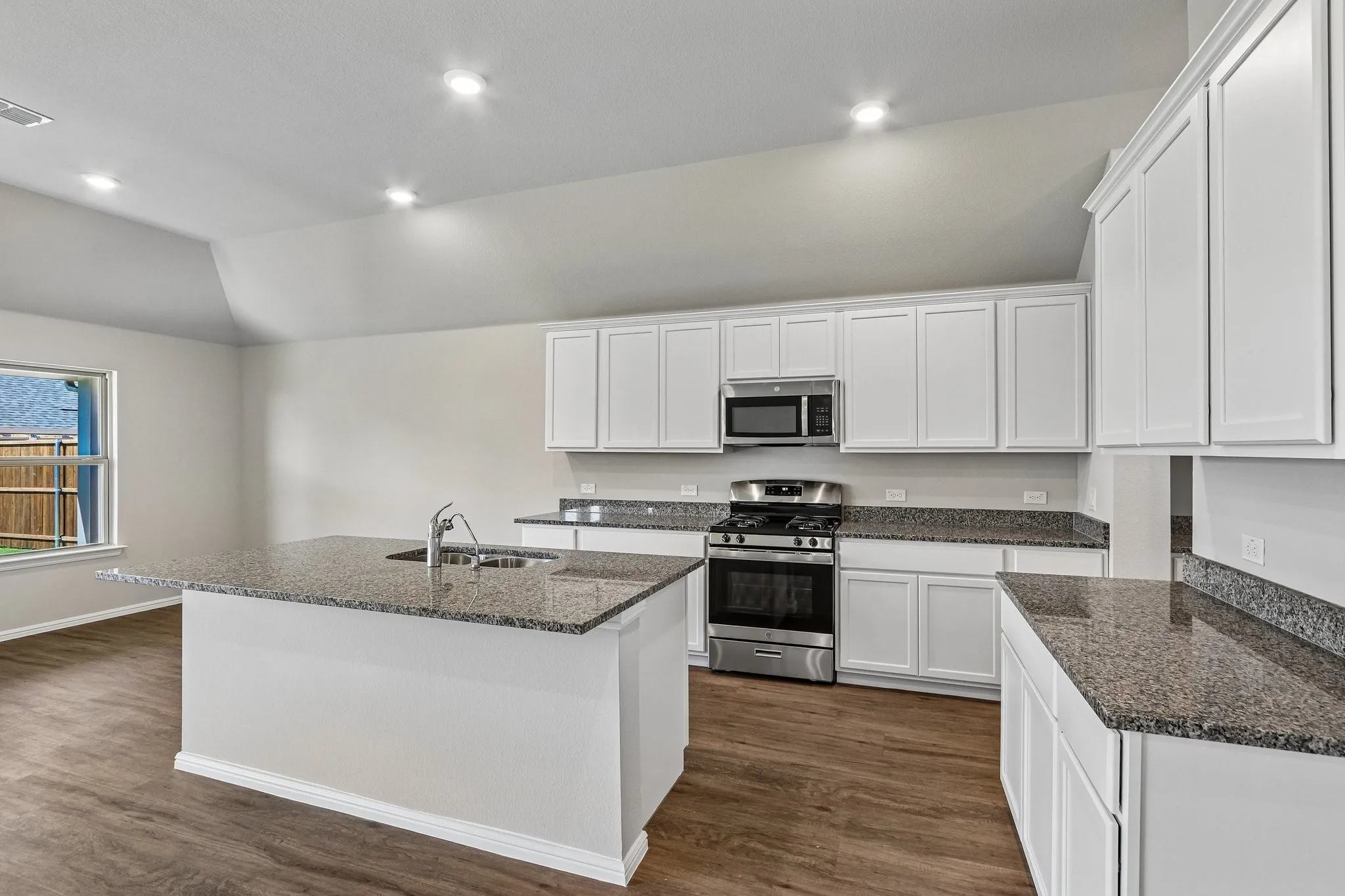Single Family Residence For Sale in Denton County , 3300 Royal Forest Drive, Denton, Texas 76208, 4 Bedroom, 3 Bathroom, 2 Garage spaces, 2,714 Sqft, built in 2026, New Construction - Incomplete, mls#21198304, Real Estate Agent in Denton, Homes For Sale in Denton county, Homes For Sale in Denton, Realtor in Denton Texas, Real Estate Brokerage Independent Realty Texas, Luminita Cordes Realtor