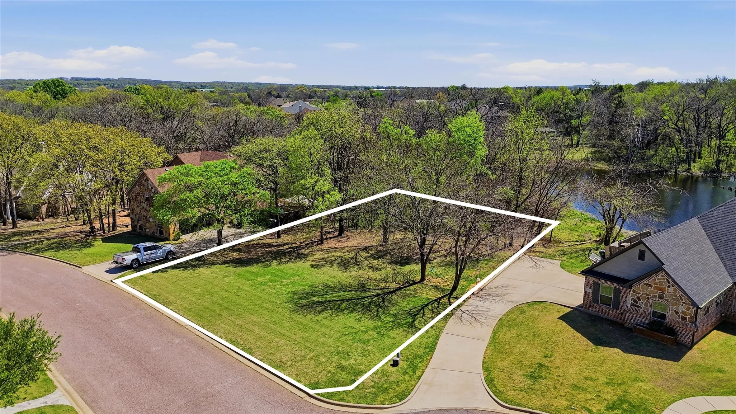 Unimproved Land For Sale in Grayson County , Lot 14 Lauren Ln., Pottsboro, Texas 75076, 0, 0, Garage spaces, 0 Sqft, built in 0, mls#21217582, Real Estate Agent in Pottsboro, Homes For Sale in Grayson county, Homes For Sale in Pottsboro, Realtor in Pottsboro Texas, Real Estate Brokerage Independent Realty Texas, Luminita Cordes Realtor