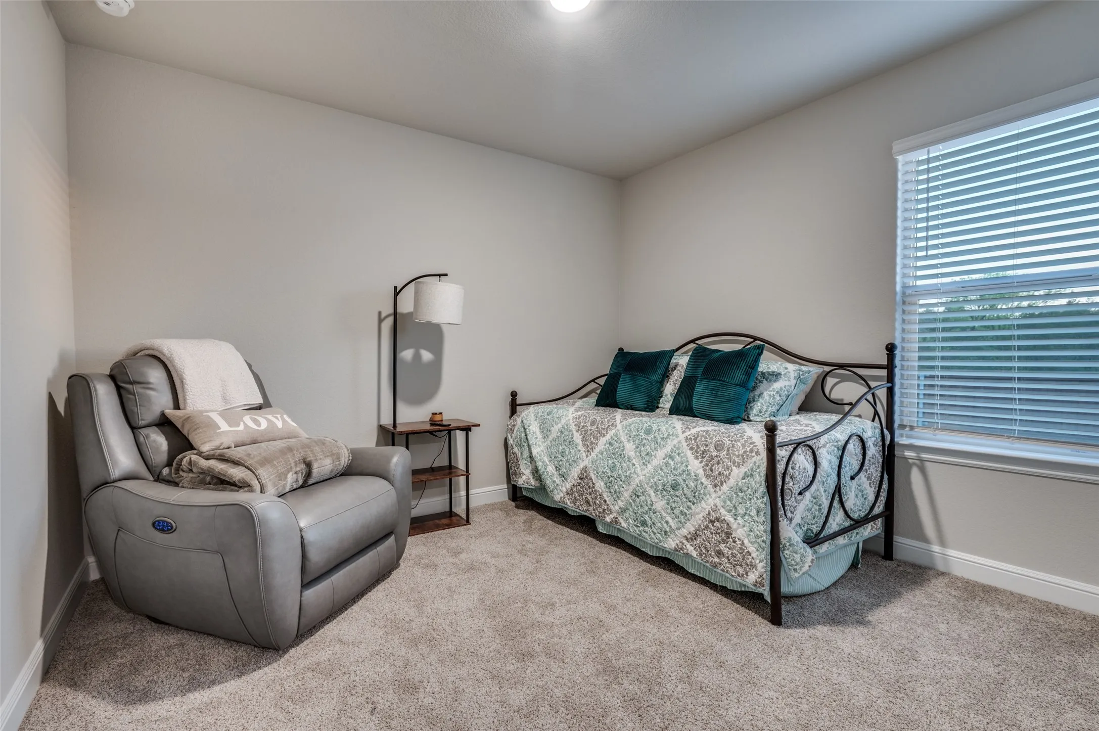 Single Family Residence For Sale in Dallas County , 1242 Slate Avenue, Cedar Hill, Texas 75104, 4 Bedroom, 2 Bathroom, 4 Garage spaces, 2,188 Sqft, built in 2024, mls#21218124, Real Estate Agent in Cedar Hill, Homes For Sale in Dallas county, Homes For Sale in Cedar Hill, Realtor in Cedar Hill Texas, Real Estate Brokerage Independent Realty Texas, Luminita Cordes Realtor