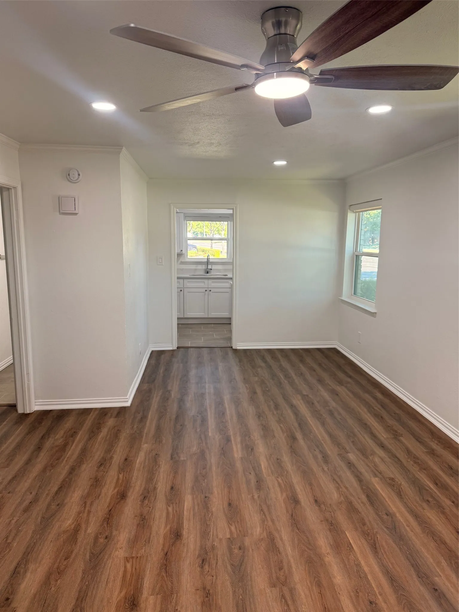 Condominium For Rent in Dallas County , 3933 Inwood Road 1023, Dallas, Texas 75209, 2 Bedrooms, 1 Bathroom, Garage spaces, 766 Sqft, built in 1983, Preowned, Price $1,745, mls#21192938, Real Estate Agent in Dallas, Homes For Rent in Dallas county, Homes For Rent in Dallas, Realtor in Dallas Texas, Real Estate Brokerage Independent Realty Texas, Luminita Cordes Realtor