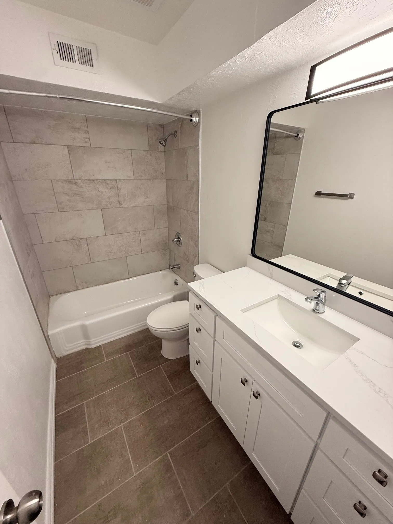 Condominium For Rent in Dallas County , 3933 Inwood Road 1023, Dallas, Texas 75209, 2 Bedrooms, 1 Bathroom, Garage spaces, 766 Sqft, built in 1983, Preowned, Price $1,745, mls#21192938, Real Estate Agent in Dallas, Homes For Rent in Dallas county, Homes For Rent in Dallas, Realtor in Dallas Texas, Real Estate Brokerage Independent Realty Texas, Luminita Cordes Realtor