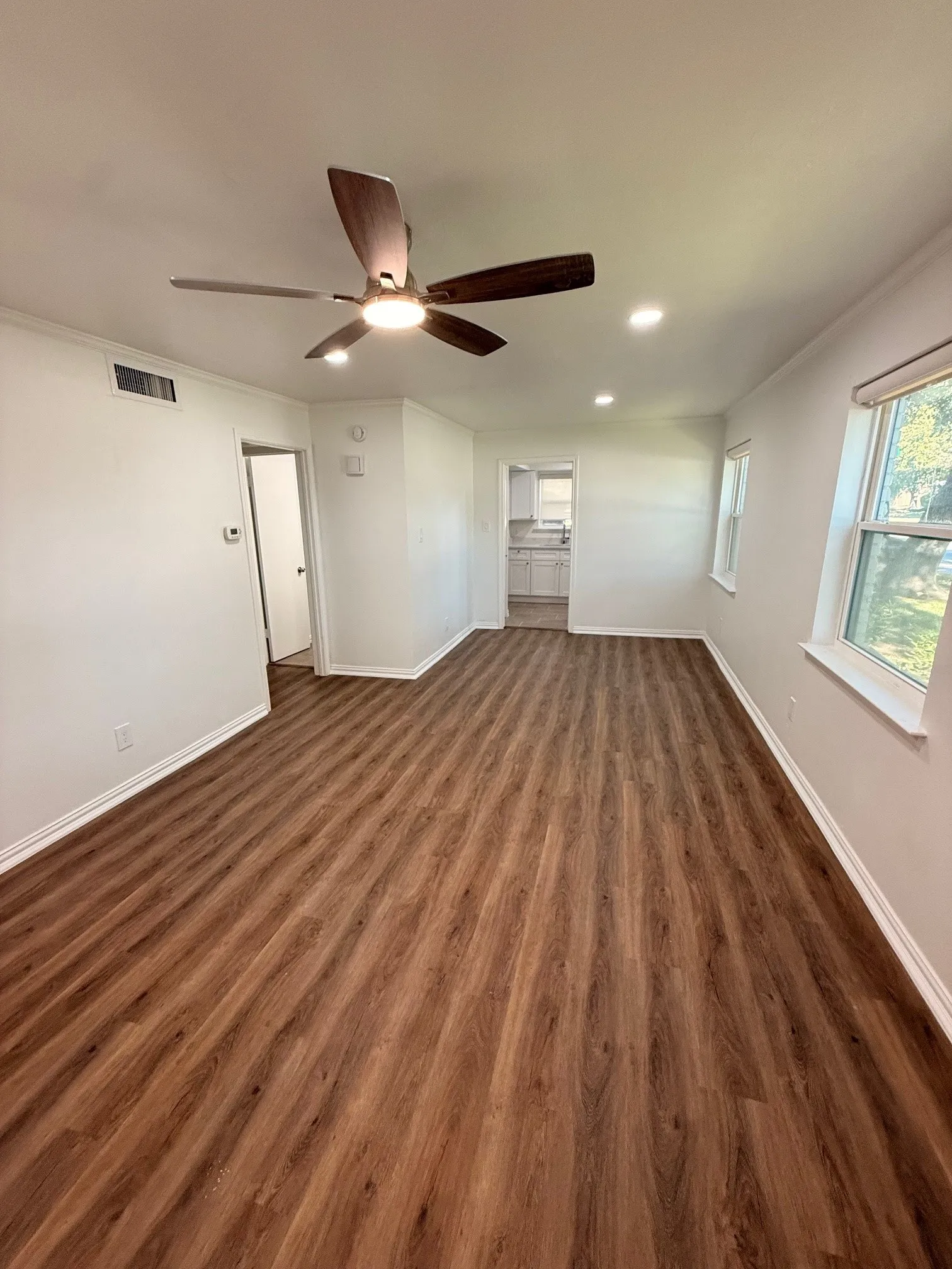 Condominium For Rent in Dallas County , 3933 Inwood Road 1023, Dallas, Texas 75209, 2 Bedrooms, 1 Bathroom, Garage spaces, 766 Sqft, built in 1983, Preowned, Price $1,745, mls#21192938, Real Estate Agent in Dallas, Homes For Rent in Dallas county, Homes For Rent in Dallas, Realtor in Dallas Texas, Real Estate Brokerage Independent Realty Texas, Luminita Cordes Realtor