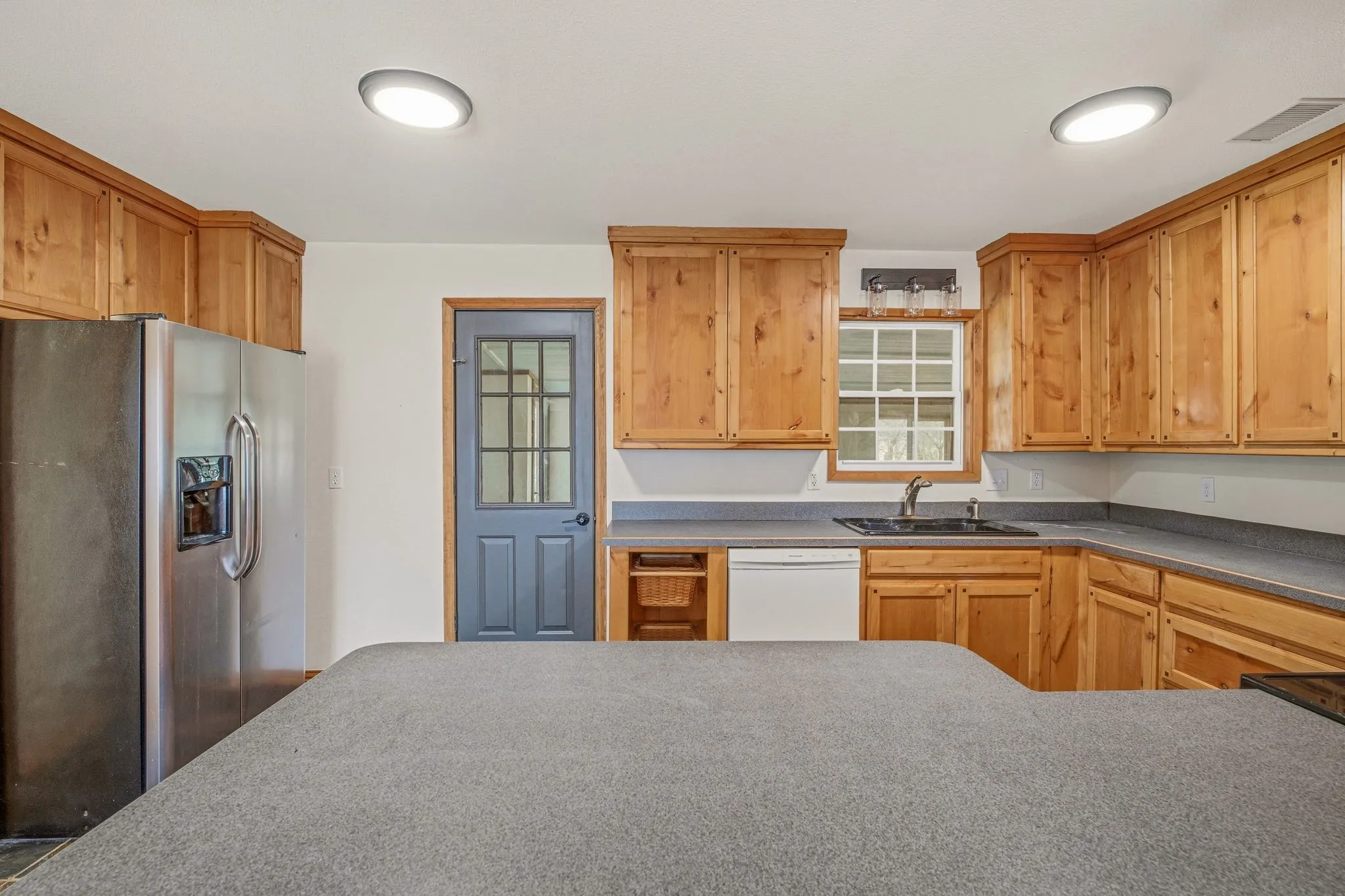 Single Family Residence For Sale in Hamilton County , 600 E Third Street, Hico, Texas 76457, 4 Bedroom, 2 Bathroom, Garage spaces, 2,079 Sqft, built in 1945, Preowned, mls#21218247, Real Estate Agent in Hico, Homes For Sale in Hamilton county, Homes For Sale in Hico, Realtor in Hico Texas, Real Estate Brokerage Independent Realty Texas, Luminita Cordes Realtor