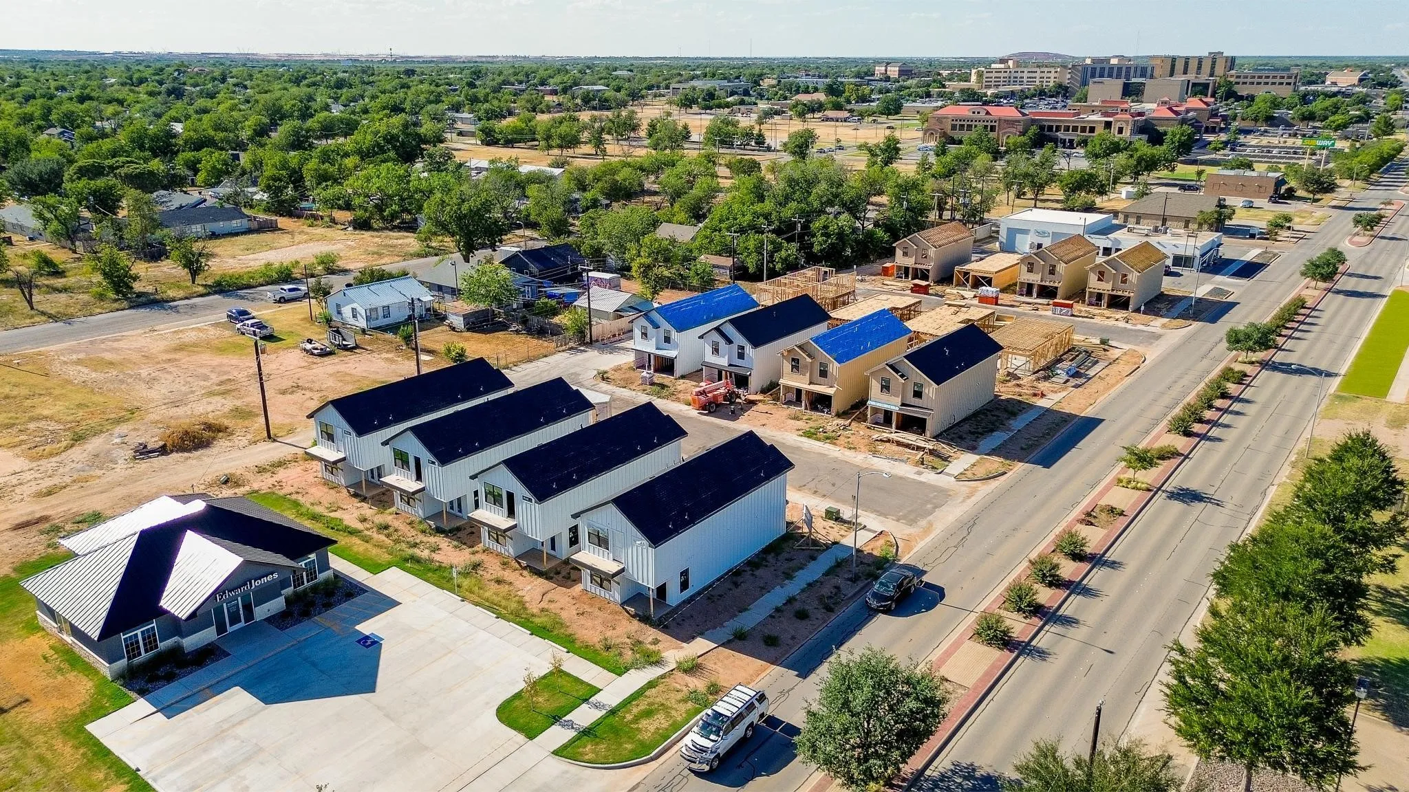 Single Family Residence For Sale in Taylor County , 1002 Neikol Lane, Abilene, Texas 79601, 3 Bedroom, 3 Bathroom, 1 Garage spaces, 1,500 Sqft, built in 2026, New Construction - Incomplete, mls#21217675, Real Estate Agent in Abilene, Homes For Sale in Taylor county, Homes For Sale in Abilene, Realtor in Abilene Texas, Real Estate Brokerage Independent Realty Texas, Luminita Cordes Realtor