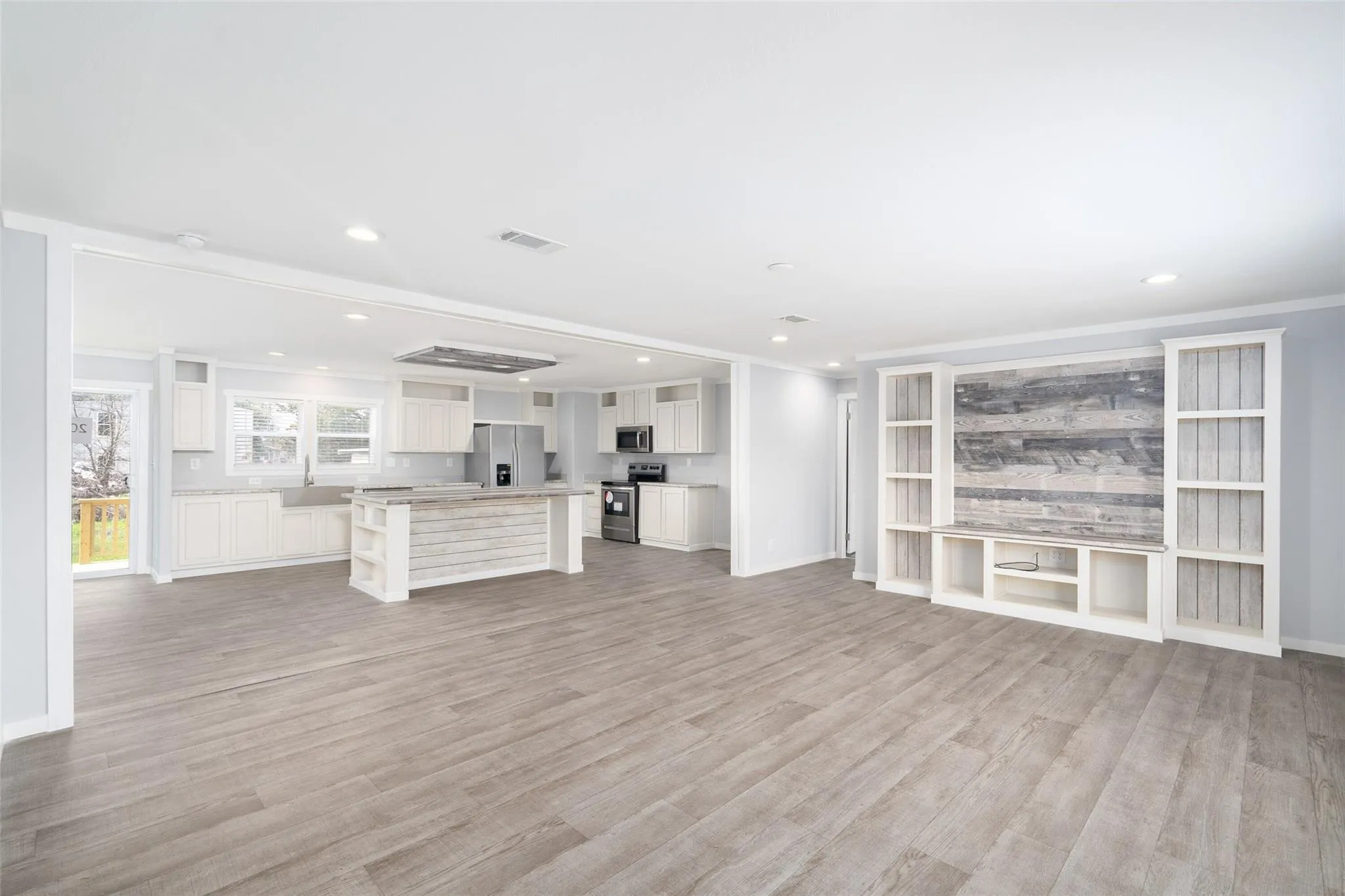 Mobile Home For Sale in Collin County , 12694 County Road 550, Farmersville, Texas 75442, 4 Bedroom, 2 Bathroom, Garage spaces, 1,860 Sqft, built in 2023, mls#21218547, Real Estate Agent in Farmersville, Homes For Sale in Collin county, Homes For Sale in Farmersville, Realtor in Farmersville Texas, Real Estate Brokerage Independent Realty Texas, Luminita Cordes Realtor