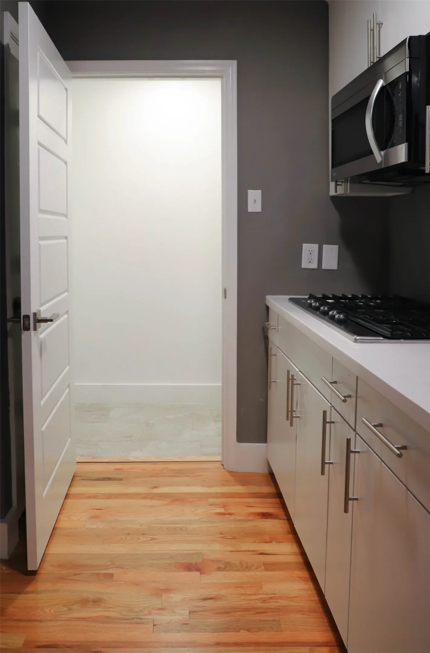 Duplex For Sale in Dallas County , 3709 Mount Royal Street, Dallas, Texas 75211, 4 Bedroom, 2 Bathroom, 3 Garage spaces, 0 Sqft, built in 1942, Preowned, mls#21218384, Real Estate Agent in Dallas, Homes For Sale in Dallas county, Homes For Sale in Dallas, Realtor in Dallas Texas, Real Estate Brokerage Independent Realty Texas, Luminita Cordes Realtor