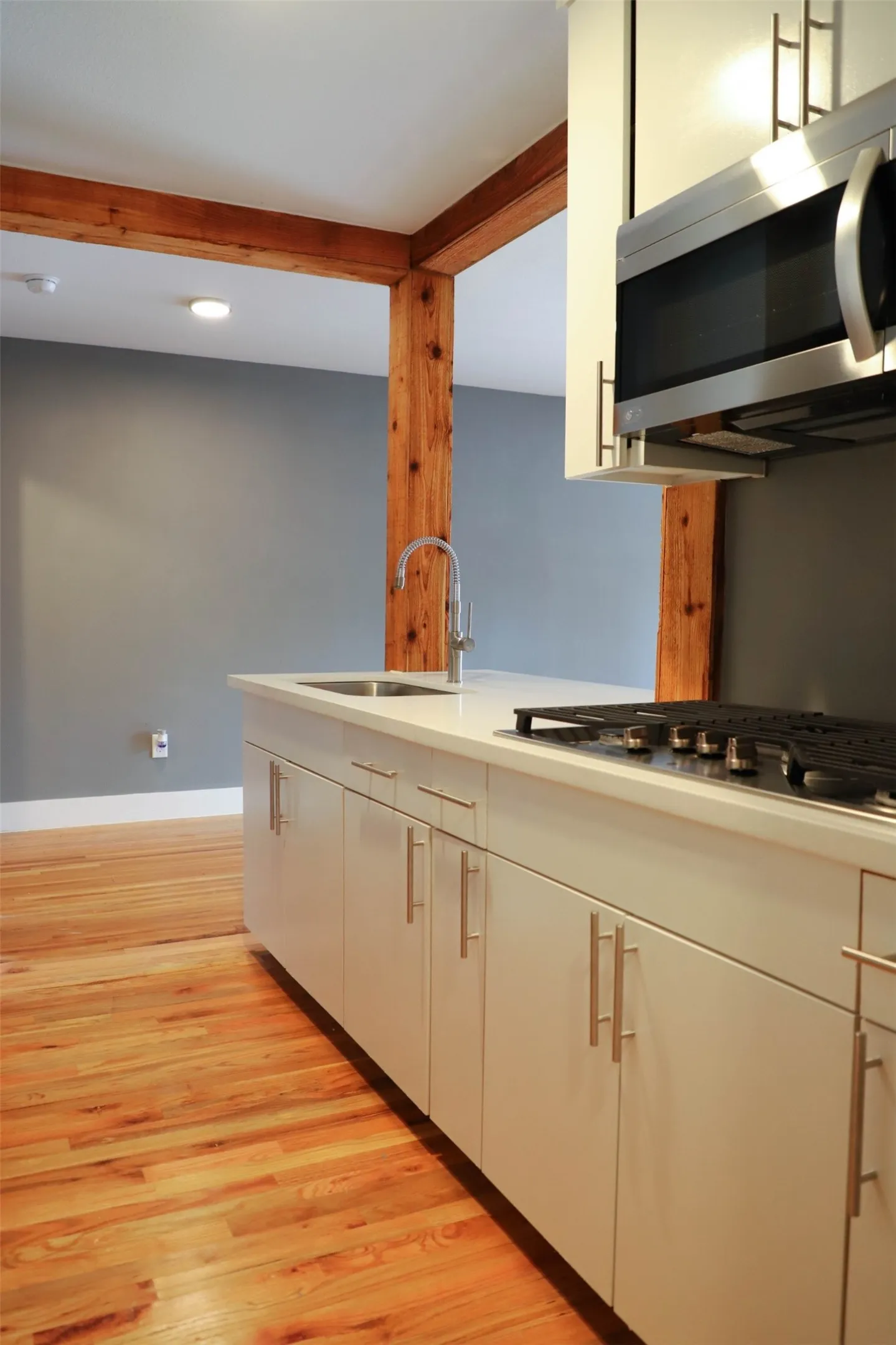 Duplex For Sale in Dallas County , 3709 Mount Royal Street, Dallas, Texas 75211, 4 Bedroom, 2 Bathroom, 3 Garage spaces, 0 Sqft, built in 1942, Preowned, mls#21218384, Real Estate Agent in Dallas, Homes For Sale in Dallas county, Homes For Sale in Dallas, Realtor in Dallas Texas, Real Estate Brokerage Independent Realty Texas, Luminita Cordes Realtor