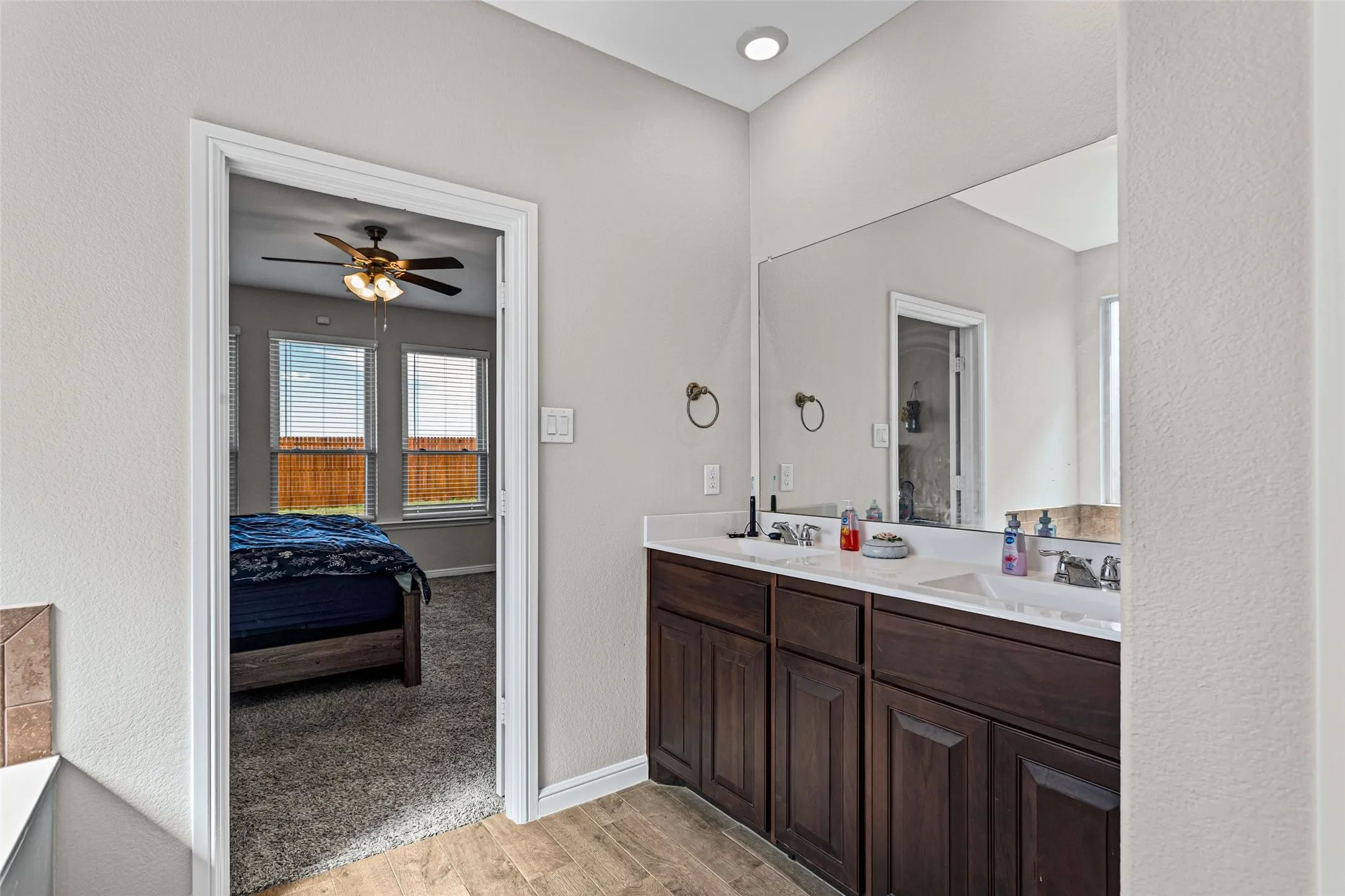 Single Family Residence For Sale in Johnson County , 1212 Dublin Drive, Cleburne, Texas 76033, 4 Bedroom, 2 Bathroom, 2 Garage spaces, 2,097 Sqft, built in 2020, Preowned, mls#21218462, Real Estate Agent in Cleburne, Homes For Sale in Johnson county, Homes For Sale in Cleburne, Realtor in Cleburne Texas, Real Estate Brokerage Independent Realty Texas, Luminita Cordes Realtor