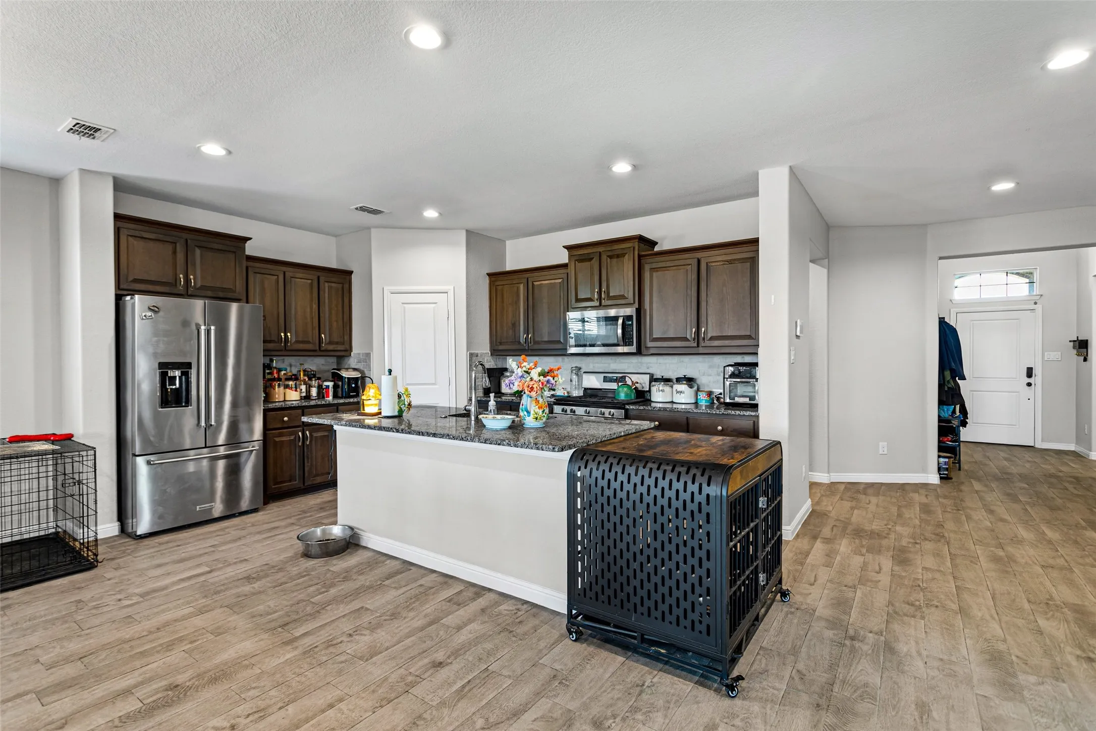 Single Family Residence For Sale in Johnson County , 1212 Dublin Drive, Cleburne, Texas 76033, 4 Bedroom, 2 Bathroom, 2 Garage spaces, 2,097 Sqft, built in 2020, Preowned, mls#21218462, Real Estate Agent in Cleburne, Homes For Sale in Johnson county, Homes For Sale in Cleburne, Realtor in Cleburne Texas, Real Estate Brokerage Independent Realty Texas, Luminita Cordes Realtor