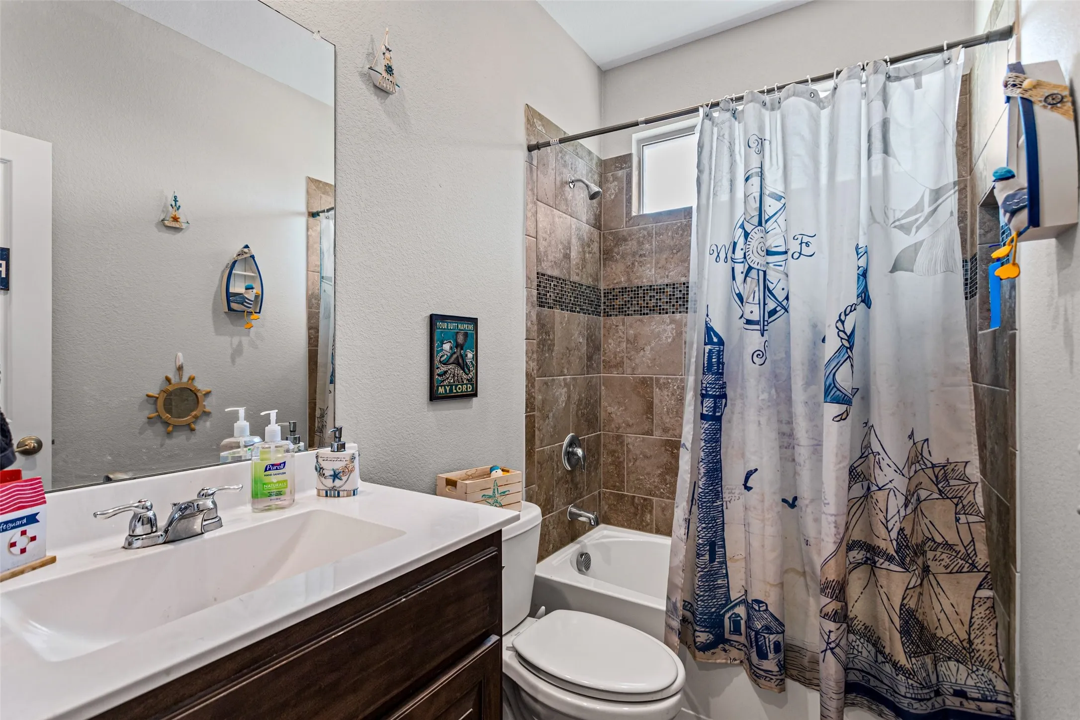 Single Family Residence For Sale in Johnson County , 1212 Dublin Drive, Cleburne, Texas 76033, 4 Bedroom, 2 Bathroom, 2 Garage spaces, 2,097 Sqft, built in 2020, Preowned, mls#21218462, Real Estate Agent in Cleburne, Homes For Sale in Johnson county, Homes For Sale in Cleburne, Realtor in Cleburne Texas, Real Estate Brokerage Independent Realty Texas, Luminita Cordes Realtor