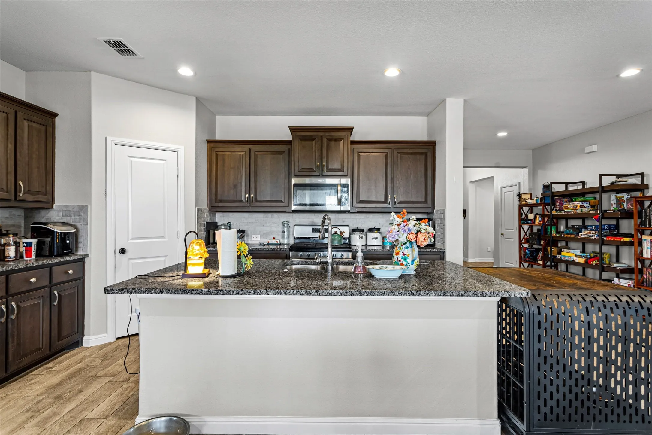Single Family Residence For Sale in Johnson County , 1212 Dublin Drive, Cleburne, Texas 76033, 4 Bedroom, 2 Bathroom, 2 Garage spaces, 2,097 Sqft, built in 2020, Preowned, mls#21218462, Real Estate Agent in Cleburne, Homes For Sale in Johnson county, Homes For Sale in Cleburne, Realtor in Cleburne Texas, Real Estate Brokerage Independent Realty Texas, Luminita Cordes Realtor