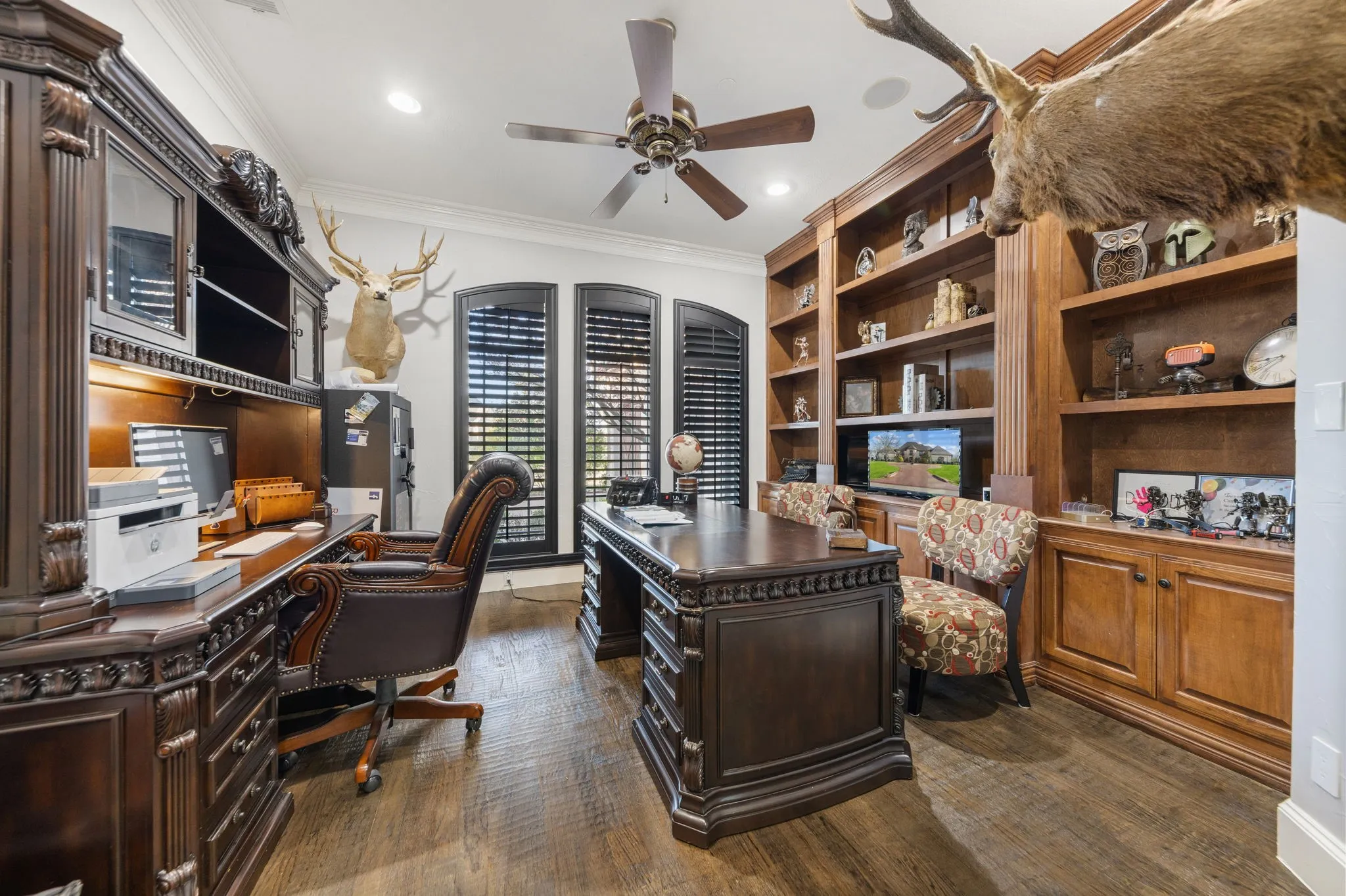 Single Family Residence For Sale in Dallas County , 332 Sedona Falls Drive, Sunnyvale, Texas 75182, 6 Bedroom, 5 Bathroom, 4 Garage spaces, 6,581 Sqft, built in 2005, mls#21218604, Real Estate Agent in Sunnyvale, Homes For Sale in Dallas county, Homes For Sale in Sunnyvale, Realtor in Sunnyvale Texas, Real Estate Brokerage Independent Realty Texas, Luminita Cordes Realtor