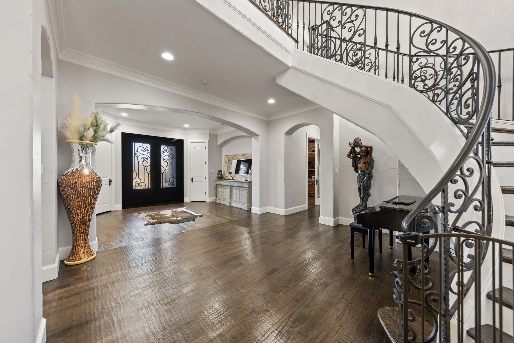 Single Family Residence For Sale in Dallas County , 332 Sedona Falls Drive, Sunnyvale, Texas 75182, 6 Bedroom, 5 Bathroom, 4 Garage spaces, 6,581 Sqft, built in 2005, mls#21218604, Real Estate Agent in Sunnyvale, Homes For Sale in Dallas county, Homes For Sale in Sunnyvale, Realtor in Sunnyvale Texas, Real Estate Brokerage Independent Realty Texas, Luminita Cordes Realtor