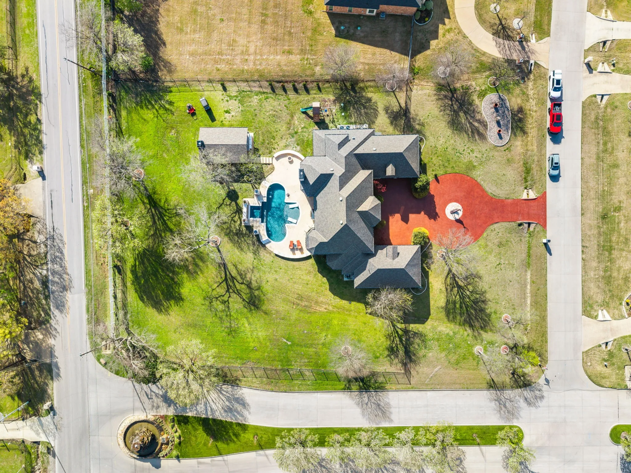 Single Family Residence For Sale in Dallas County , 332 Sedona Falls Drive, Sunnyvale, Texas 75182, 6 Bedroom, 5 Bathroom, 4 Garage spaces, 6,581 Sqft, built in 2005, mls#21218604, Real Estate Agent in Sunnyvale, Homes For Sale in Dallas county, Homes For Sale in Sunnyvale, Realtor in Sunnyvale Texas, Real Estate Brokerage Independent Realty Texas, Luminita Cordes Realtor