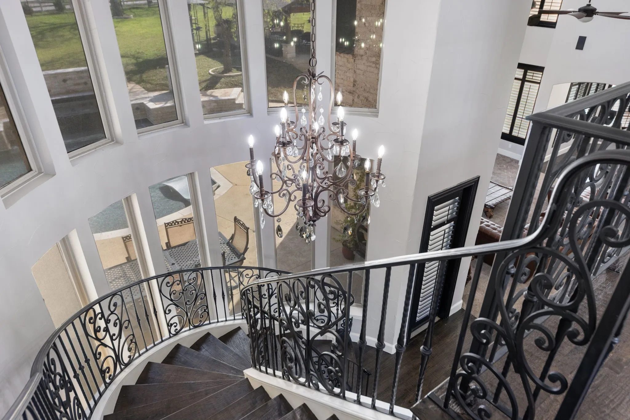 Single Family Residence For Sale in Dallas County , 332 Sedona Falls Drive, Sunnyvale, Texas 75182, 6 Bedroom, 5 Bathroom, 4 Garage spaces, 6,581 Sqft, built in 2005, mls#21218604, Real Estate Agent in Sunnyvale, Homes For Sale in Dallas county, Homes For Sale in Sunnyvale, Realtor in Sunnyvale Texas, Real Estate Brokerage Independent Realty Texas, Luminita Cordes Realtor
