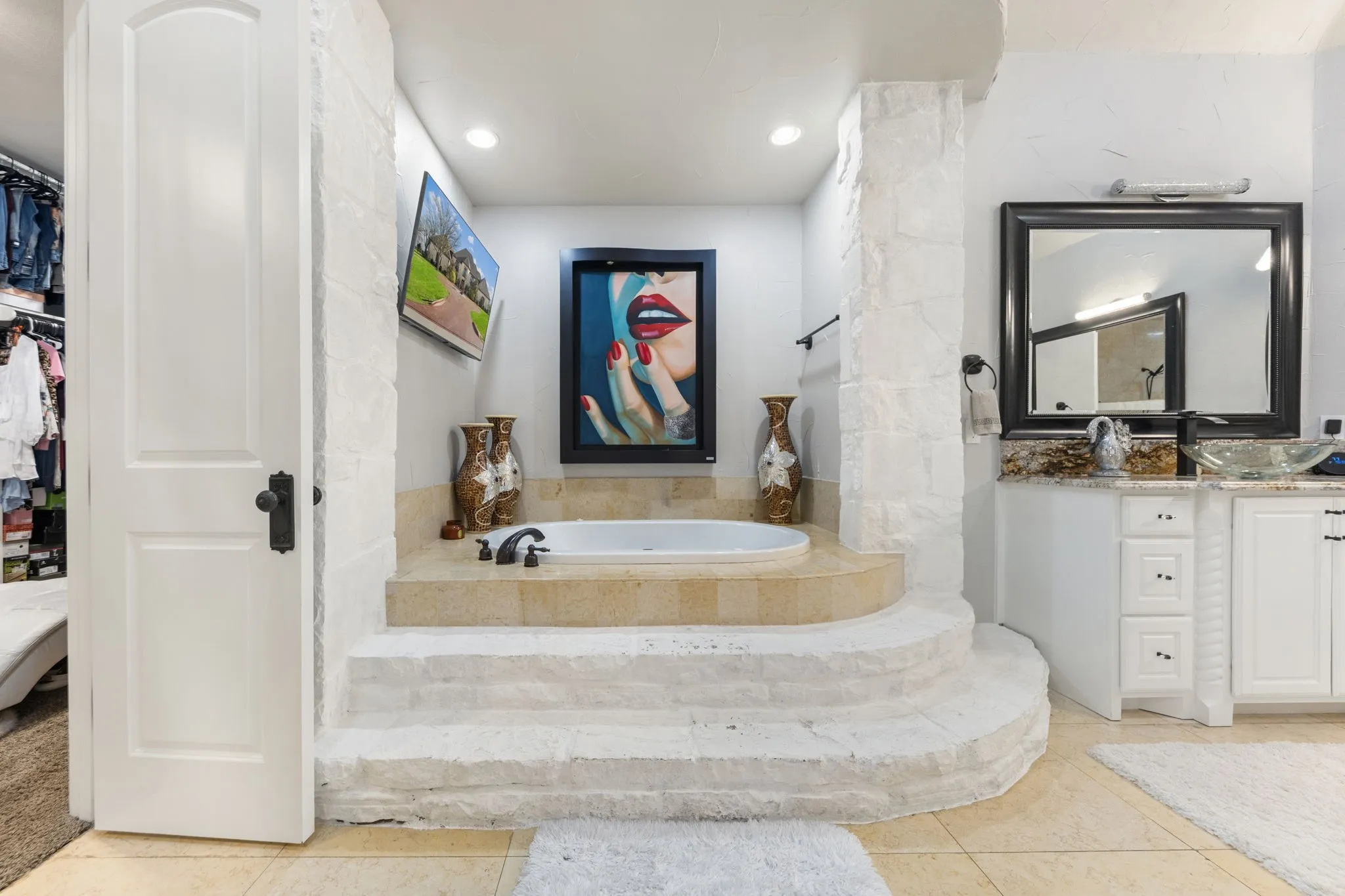 Single Family Residence For Sale in Dallas County , 332 Sedona Falls Drive, Sunnyvale, Texas 75182, 6 Bedroom, 5 Bathroom, 4 Garage spaces, 6,581 Sqft, built in 2005, mls#21218604, Real Estate Agent in Sunnyvale, Homes For Sale in Dallas county, Homes For Sale in Sunnyvale, Realtor in Sunnyvale Texas, Real Estate Brokerage Independent Realty Texas, Luminita Cordes Realtor